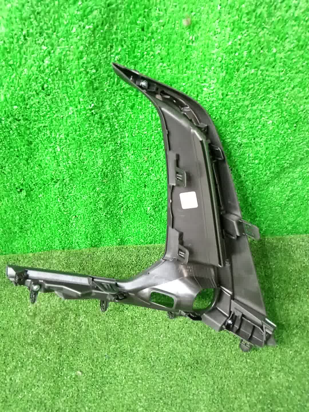 Очки на противотуманки правые передние LEXUS NX450H+ AAZH26 53127-78040 2 ракурс