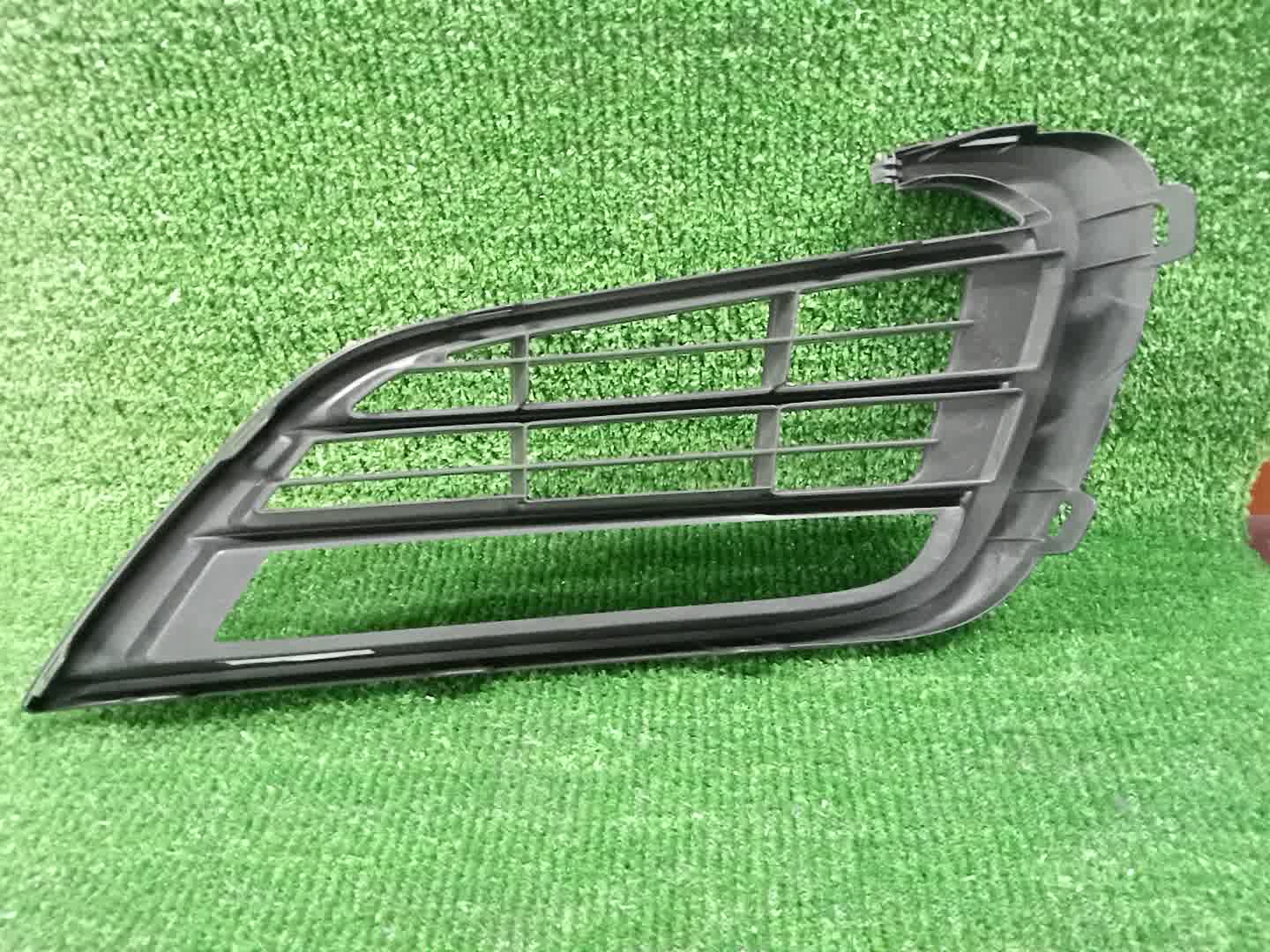 Очки на противотуманки левые HONDA INSIGHT ZE4 71108-TXM-A11 3 ракурс