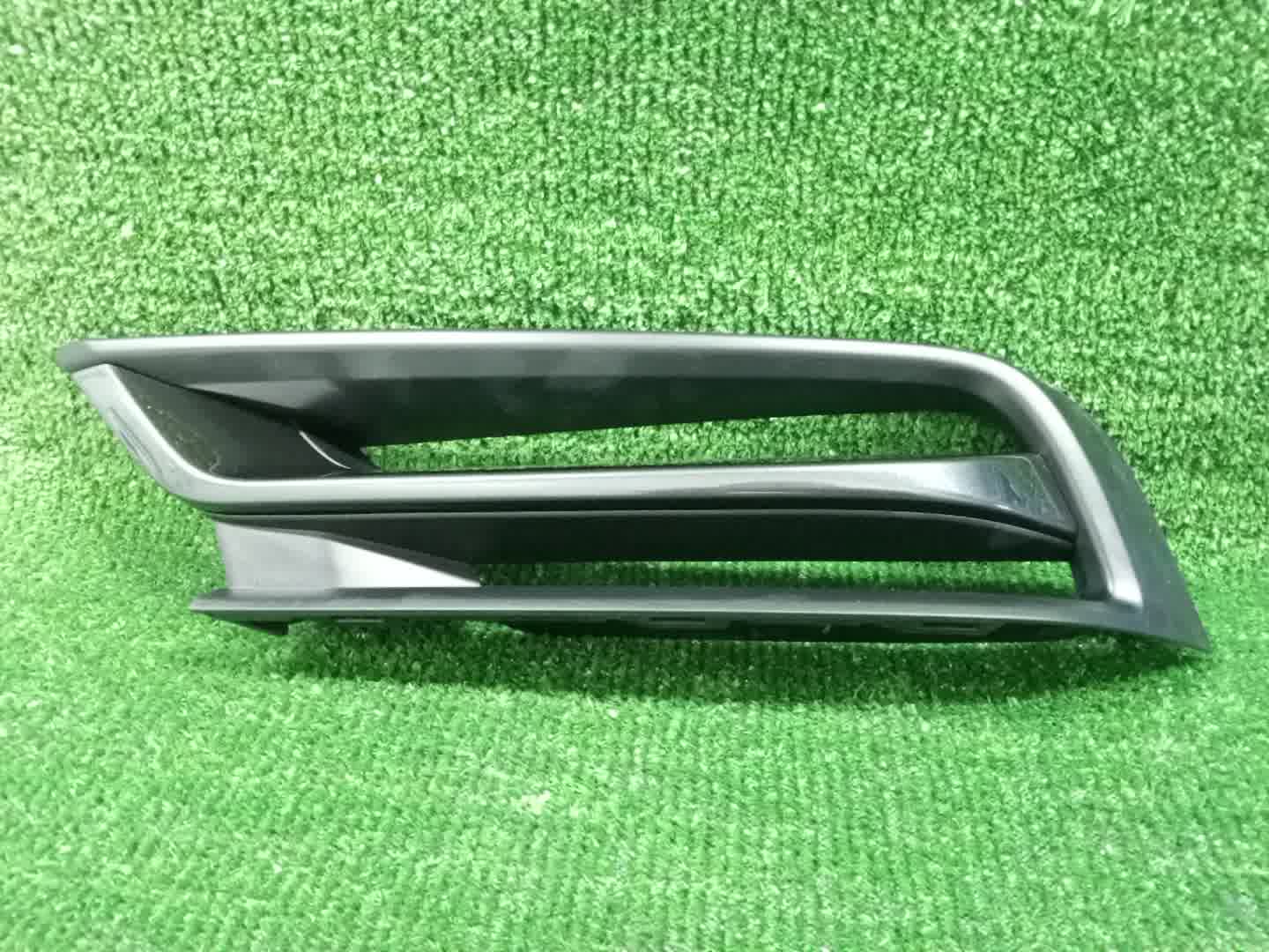 Очки на противотуманки левые HONDA VEZEL RV6 71190-3N0-J01 1 ракурс