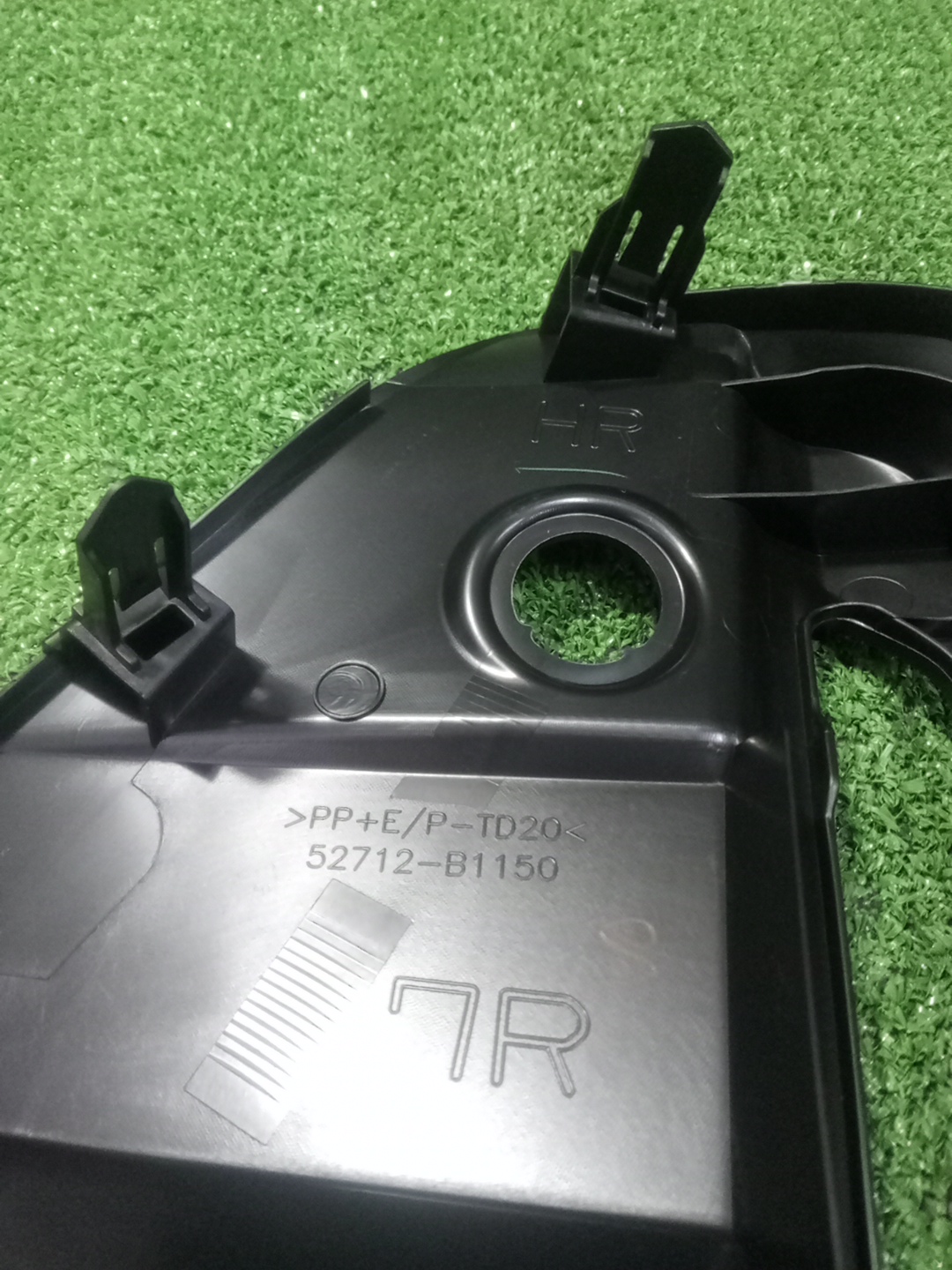 Очки на противотуманки правые передние DAIHATSU ROCKY A201S 52712-B1150 3 ракурс