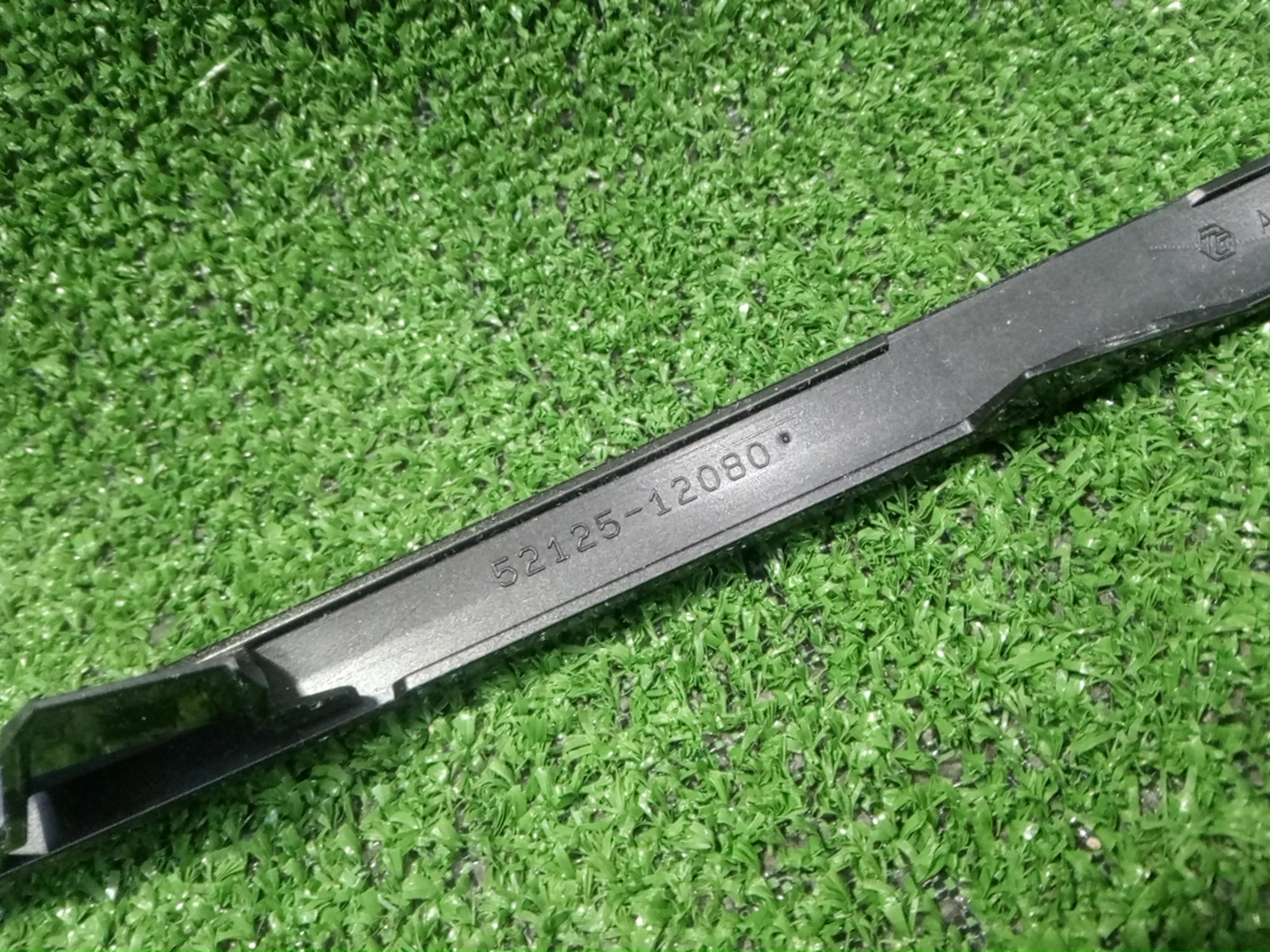 Очки на противотуманки левые TOYOTA AURIS NZE181H 52125-12080 3 ракурс