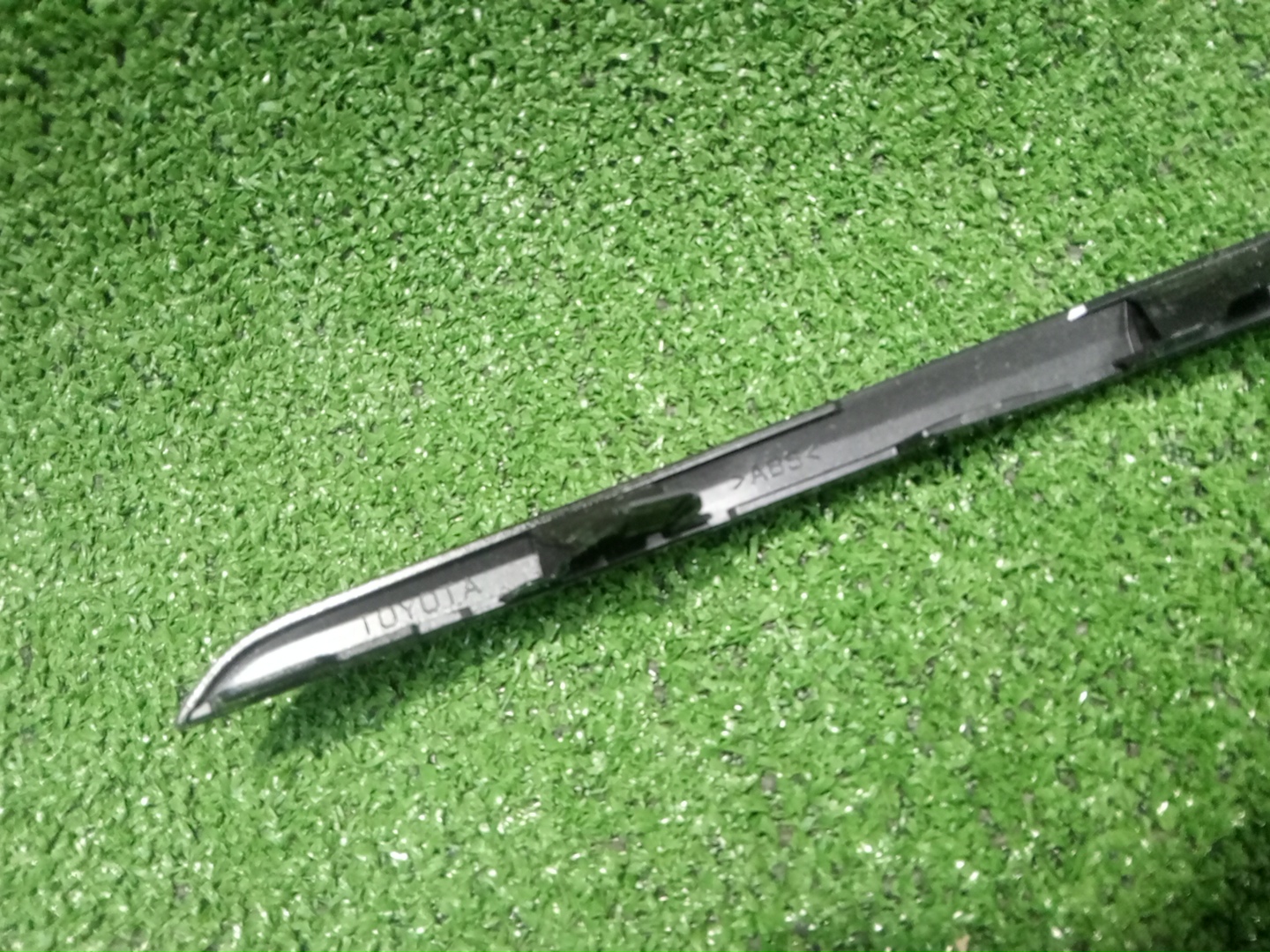 Очки на противотуманки левые TOYOTA AURIS NZE181H 52125-12080 4 ракурс