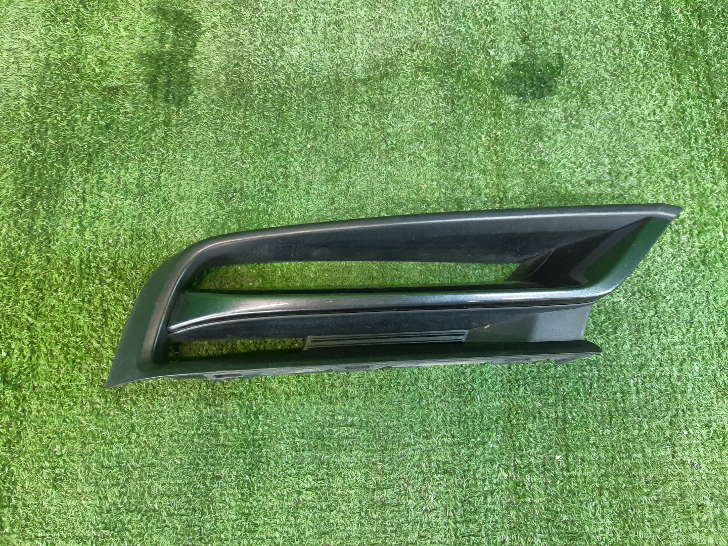 Очки на противотуманки правые передние HONDA VEZEL RV5 71141-3M0-J0 1 ракурс