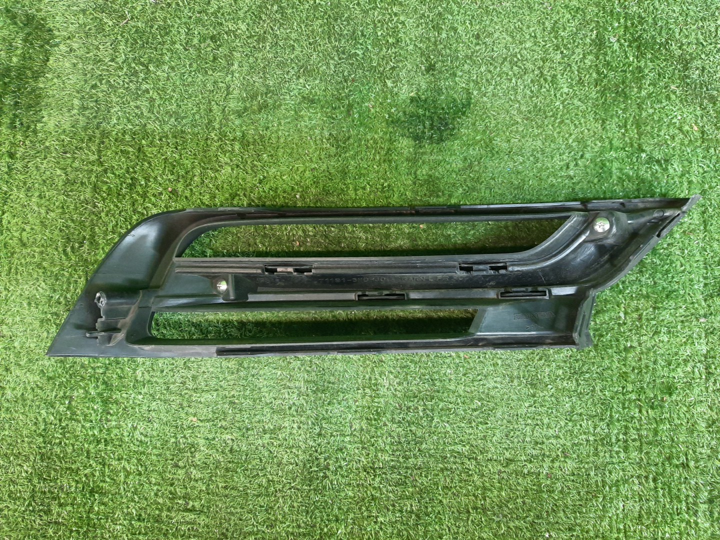 Очки на противотуманки левые передние HONDA VEZEL RV5 71191-3N0-J0 2 ракурс