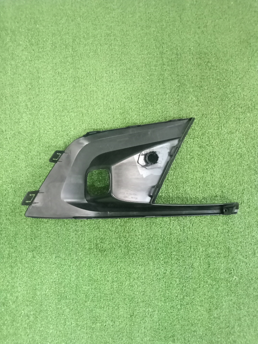 Очки на противотуманки левые передние HONDA CIVIC FL1 71190-T24-Q60ZA 2 ракурс