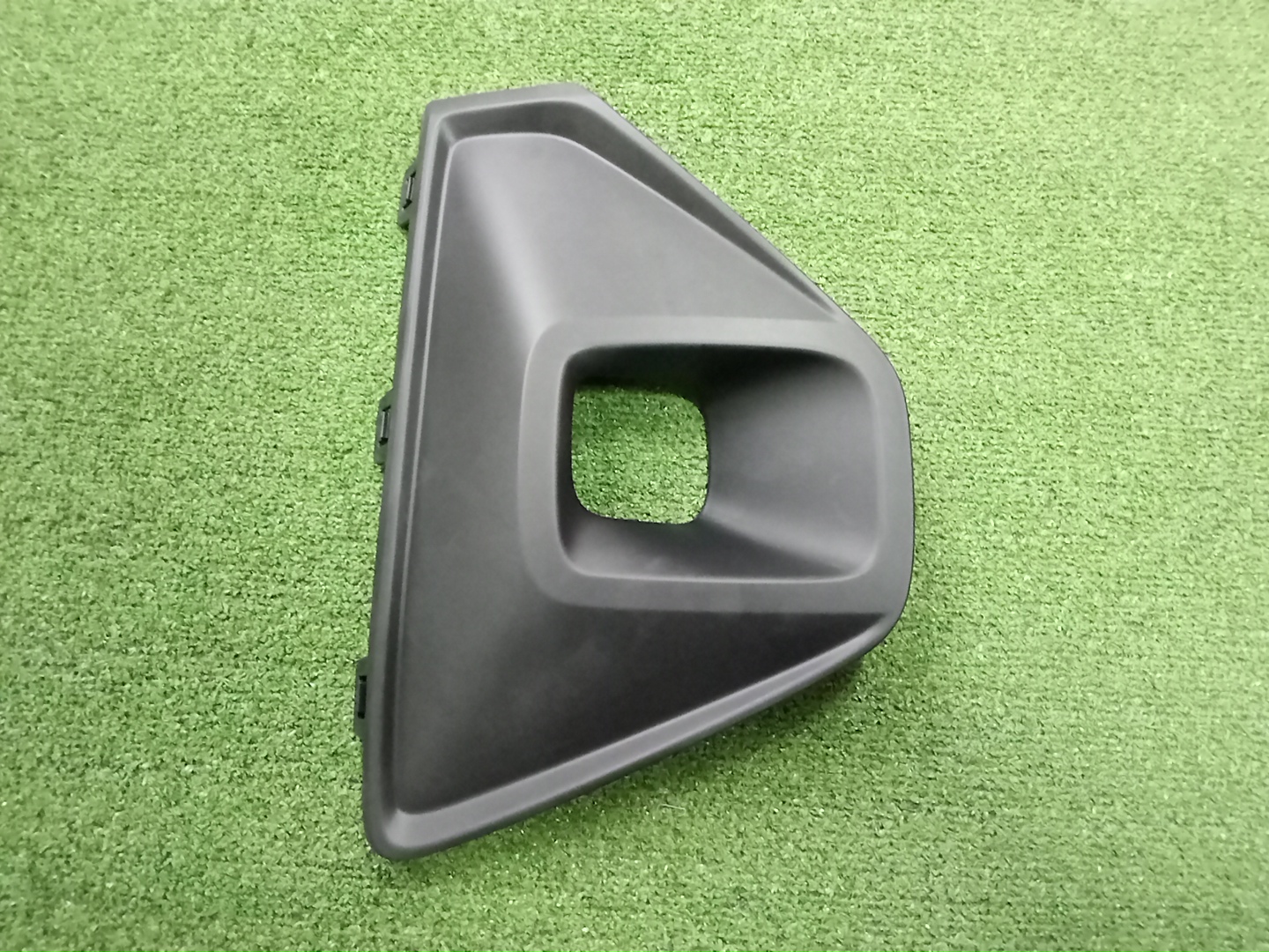 Очки на противотуманки левые передние HONDA WR-V DG5 71191-31X-K00 1 ракурс Очки на противотуманки левые передние HONDA WR-V DG5 71191-31X-K00 1 ракурс