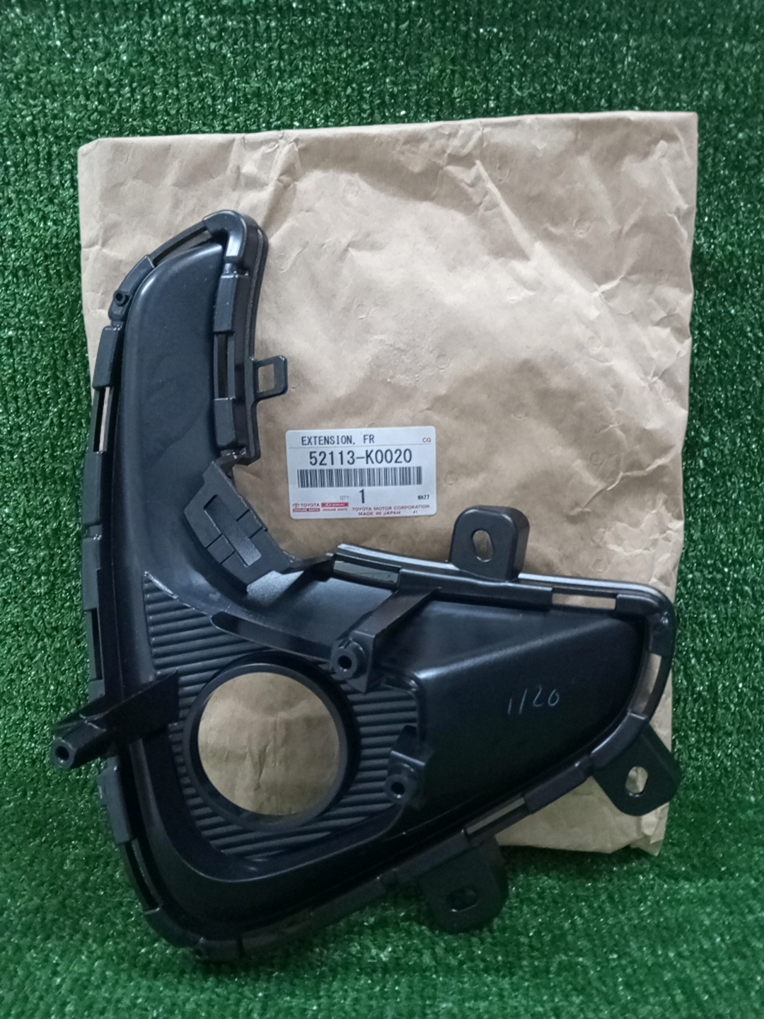 Очки на противотуманки левые передние TOYOTA YARIS KSP210 52113-K0020 3 ракурс