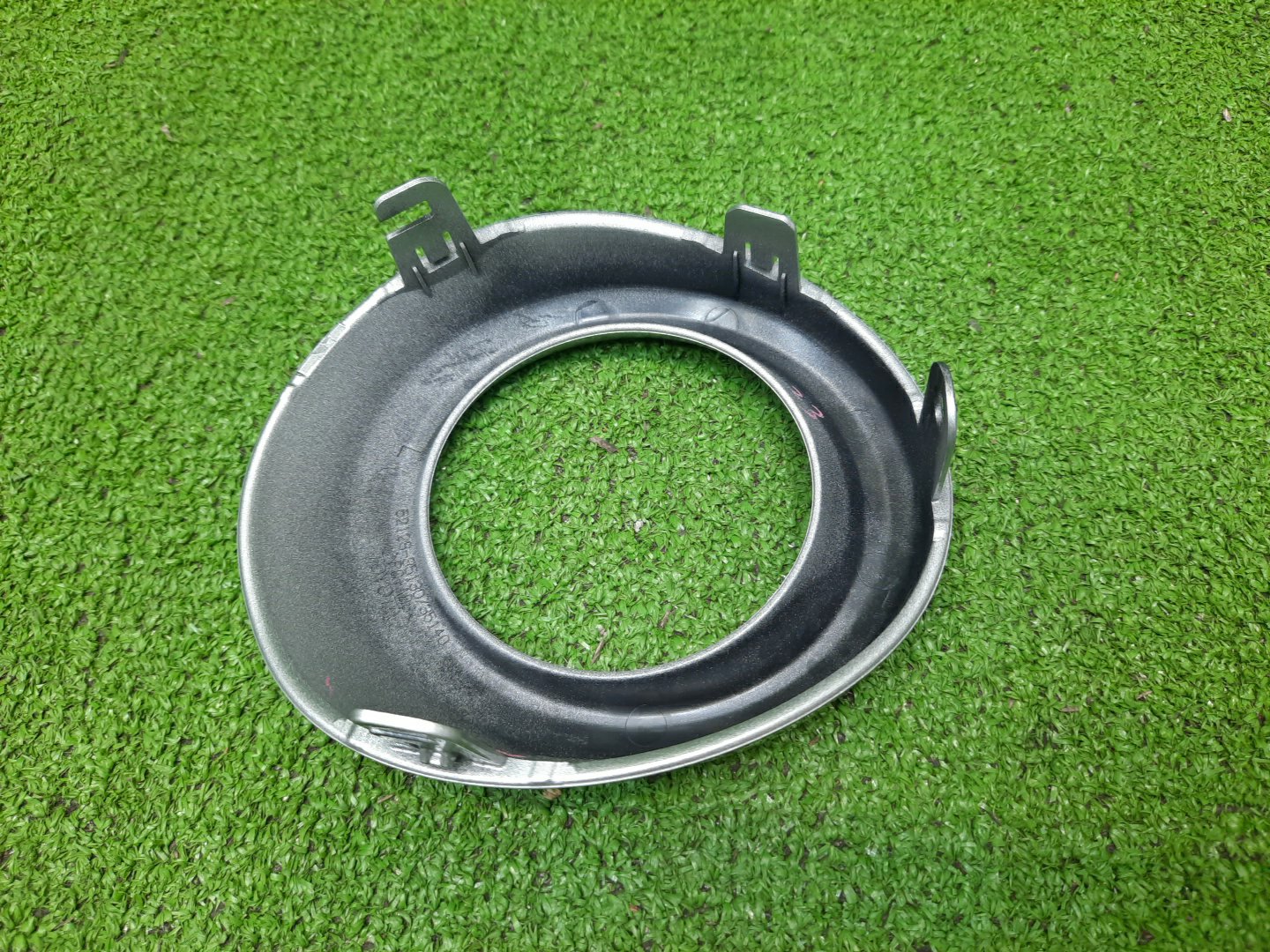 Очки на противотуманки левые TOYOTA FJ CRUISER GSJ15 1GR-FE 52128-35130 2 ракурс Очки на противотуманки левые TOYOTA FJ CRUISER GSJ15 1GR-FE 52128-35130 2 ракурс