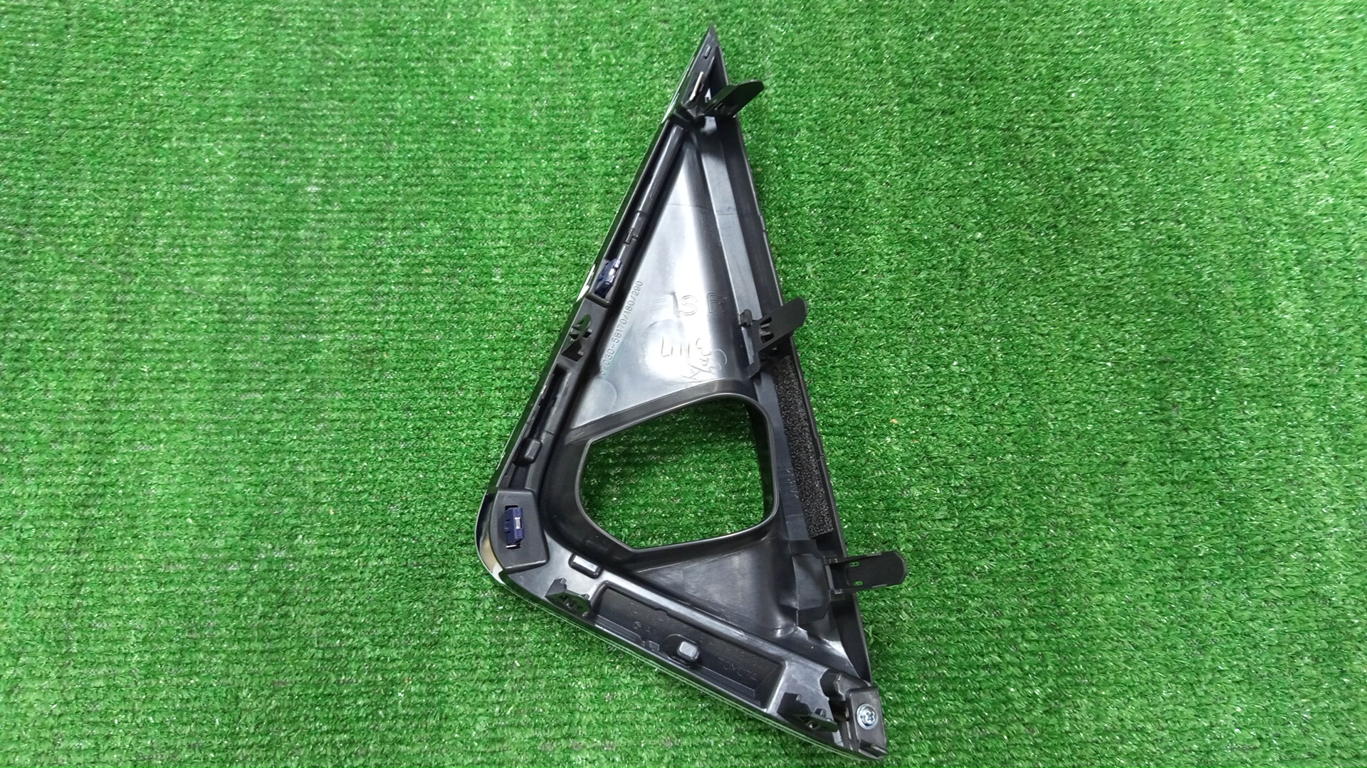 Очки на противотуманки правые передние TOYOTA ALPHARD AGH35W, AYH30W, AGH30W, GGH30W 52030-58170 2 ракурс