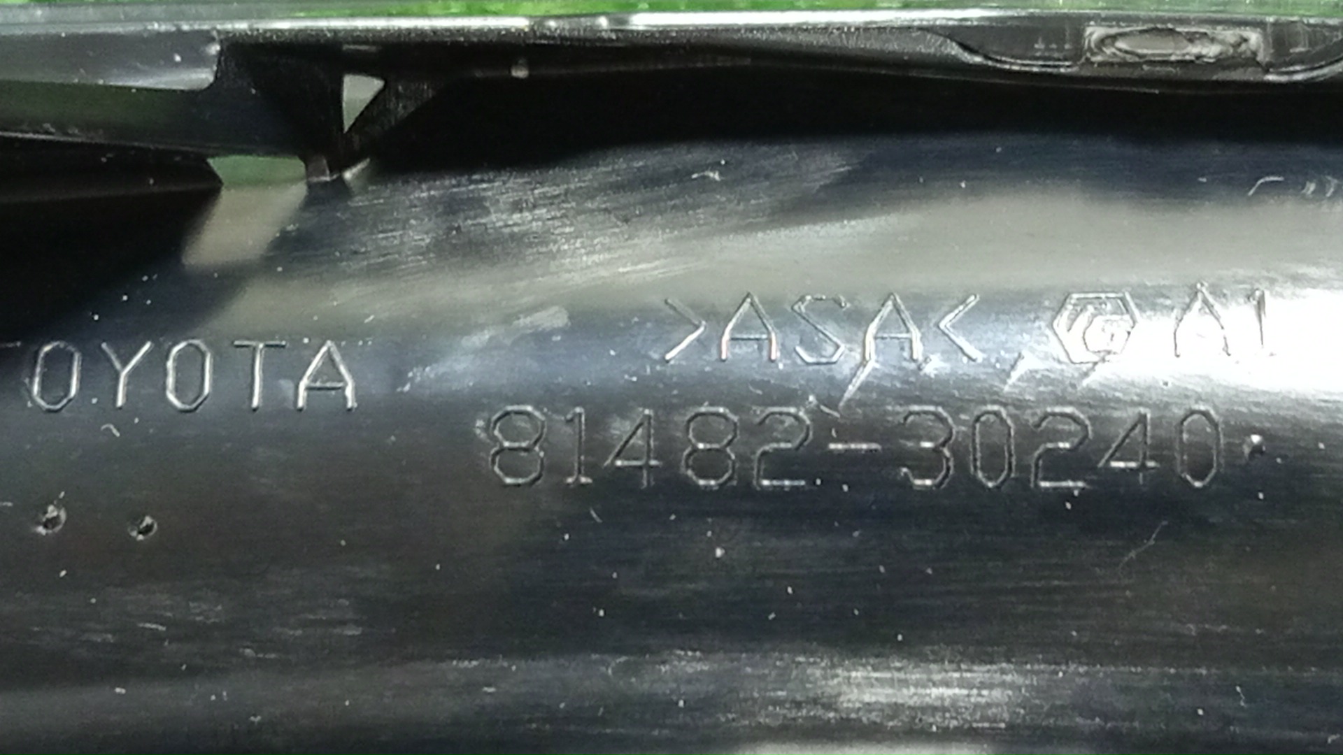 Очки на противотуманки левые передние TOYOTA CROWN AWS210 81482-30240 3 ракурс