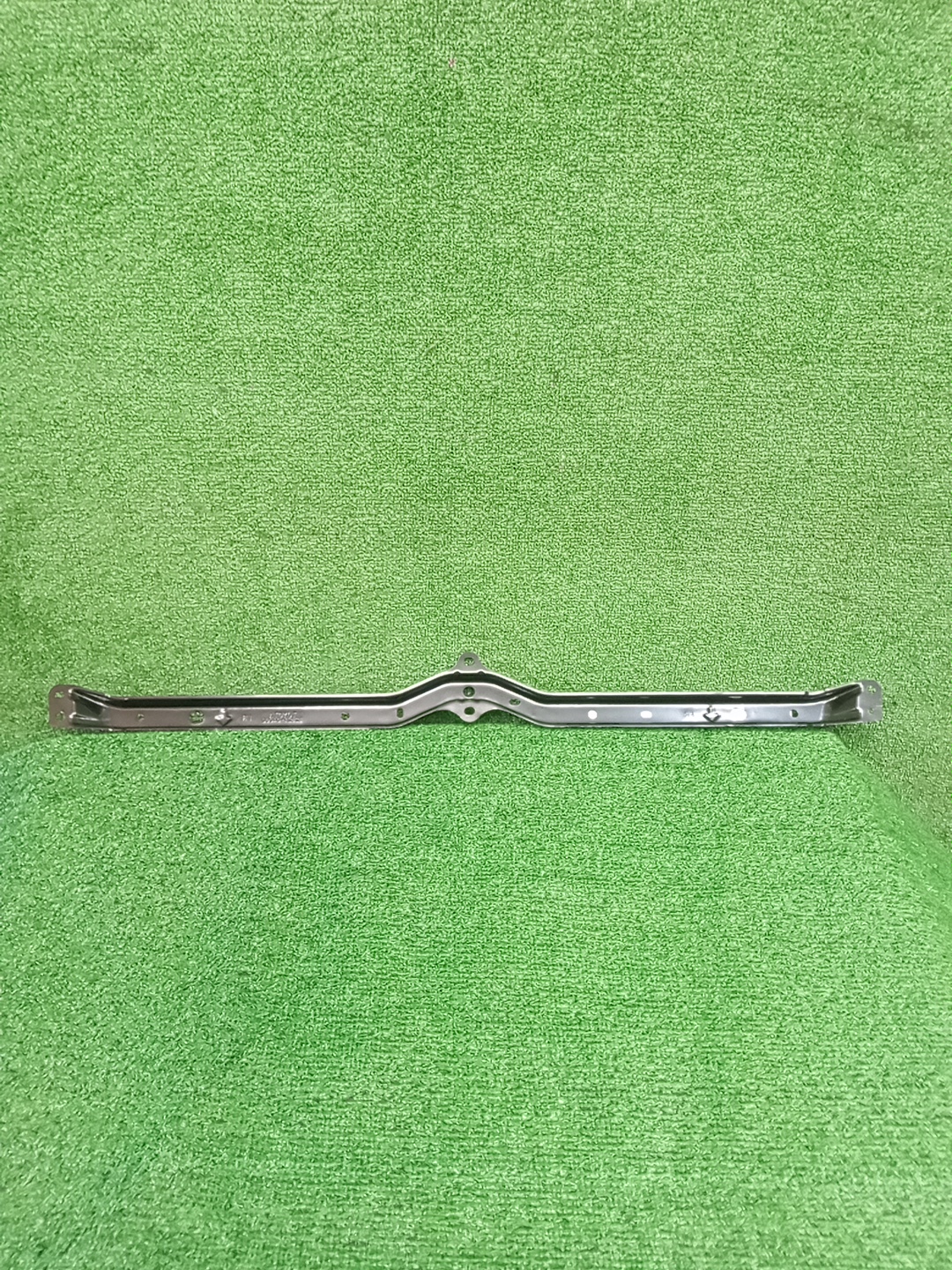 Жесткость бампера передняя TOYOTA TACOMA GRN305L 52521-04060 2 ракурс
