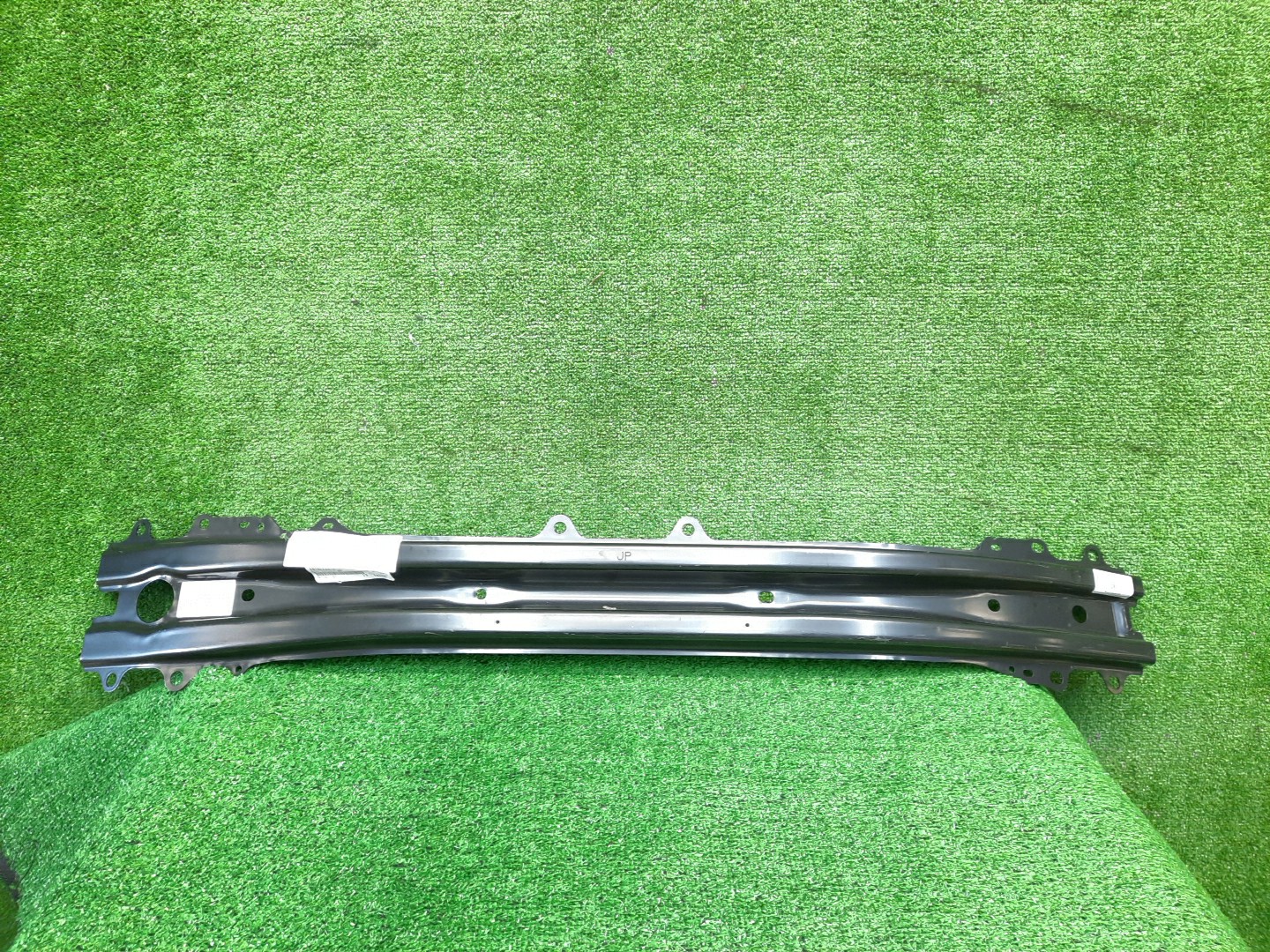 Жесткость бампера передняя TOYOTA YARIS GXPA16 G16E-GTS 52131-52320 1 ракурс