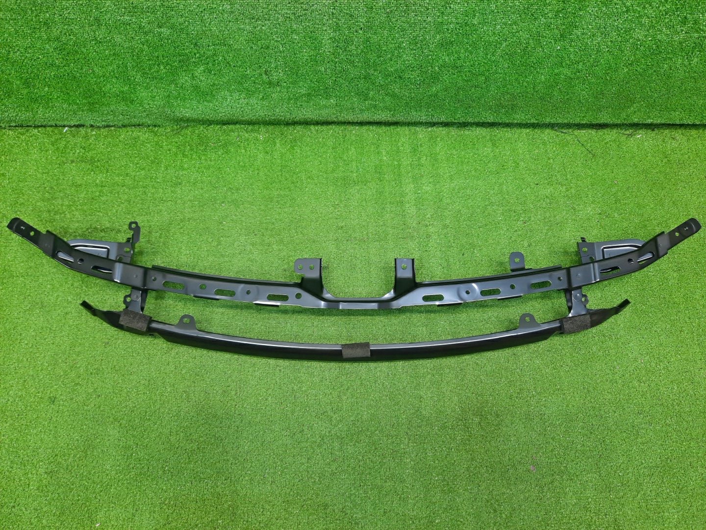Жесткость бампера передняя SUBARU LEVORG VN5 57705VC000 1 ракурс