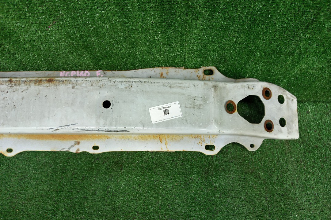 Жесткость бампера передняя TOYOTA SUCCEED NCP160V 3 ракурс