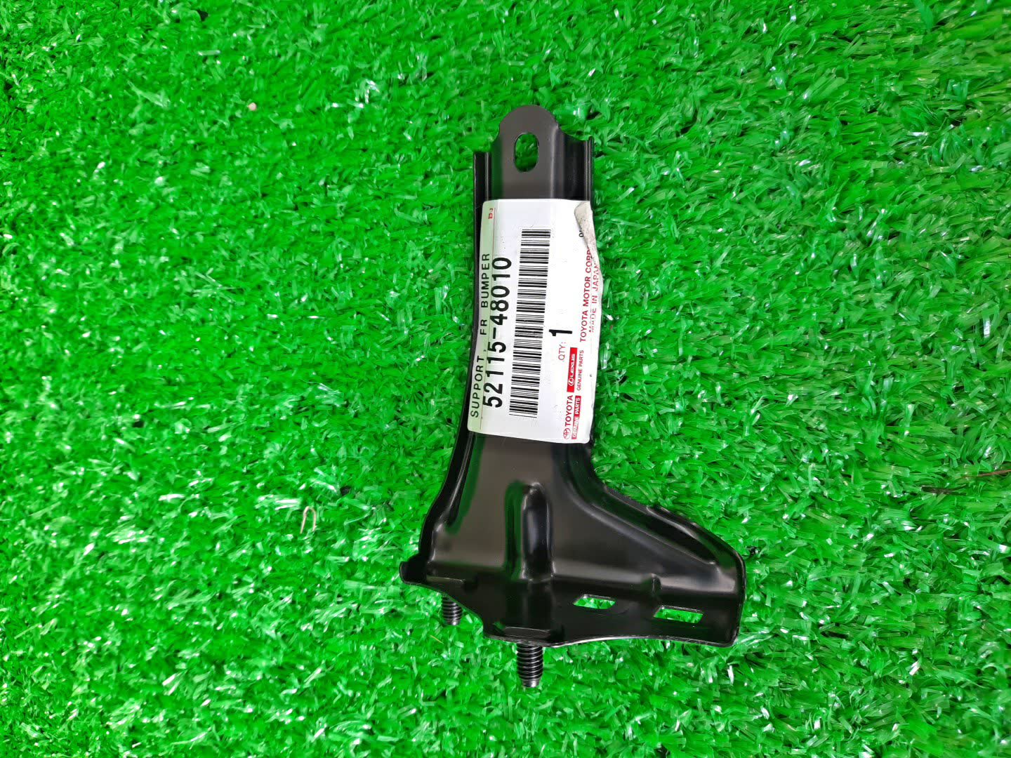 Крепление бампера правое переднее TOYOTA HARRIER SXU10W 52115-48010 1 ракурс