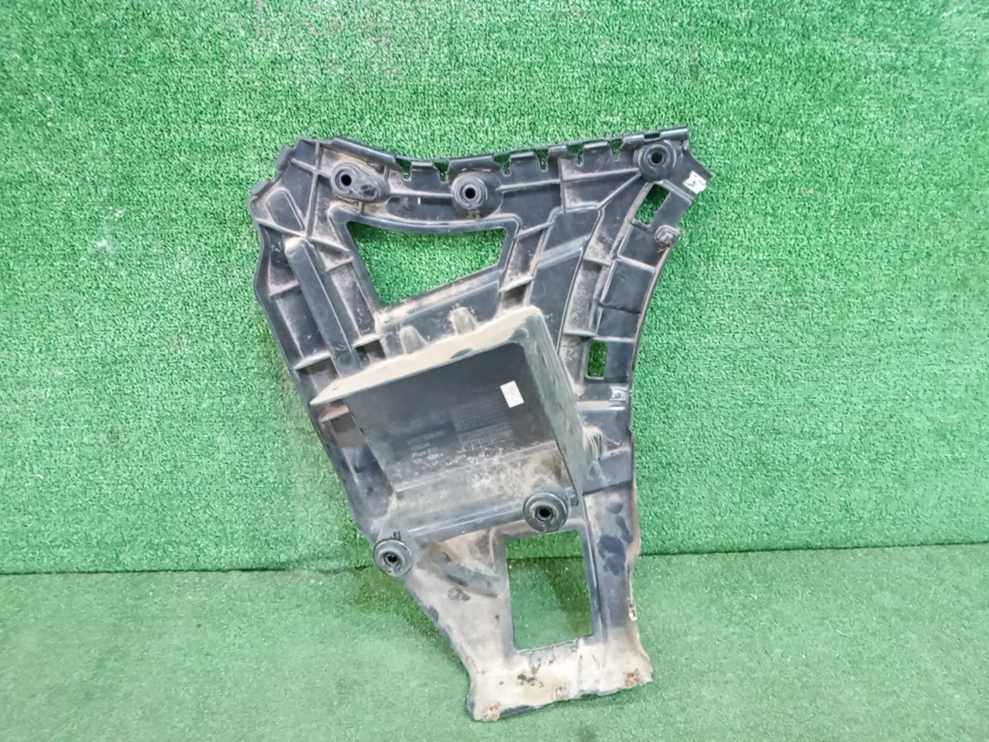 Крепление бампера левое заднее BMW X3 F25 7338763 2 ракурс