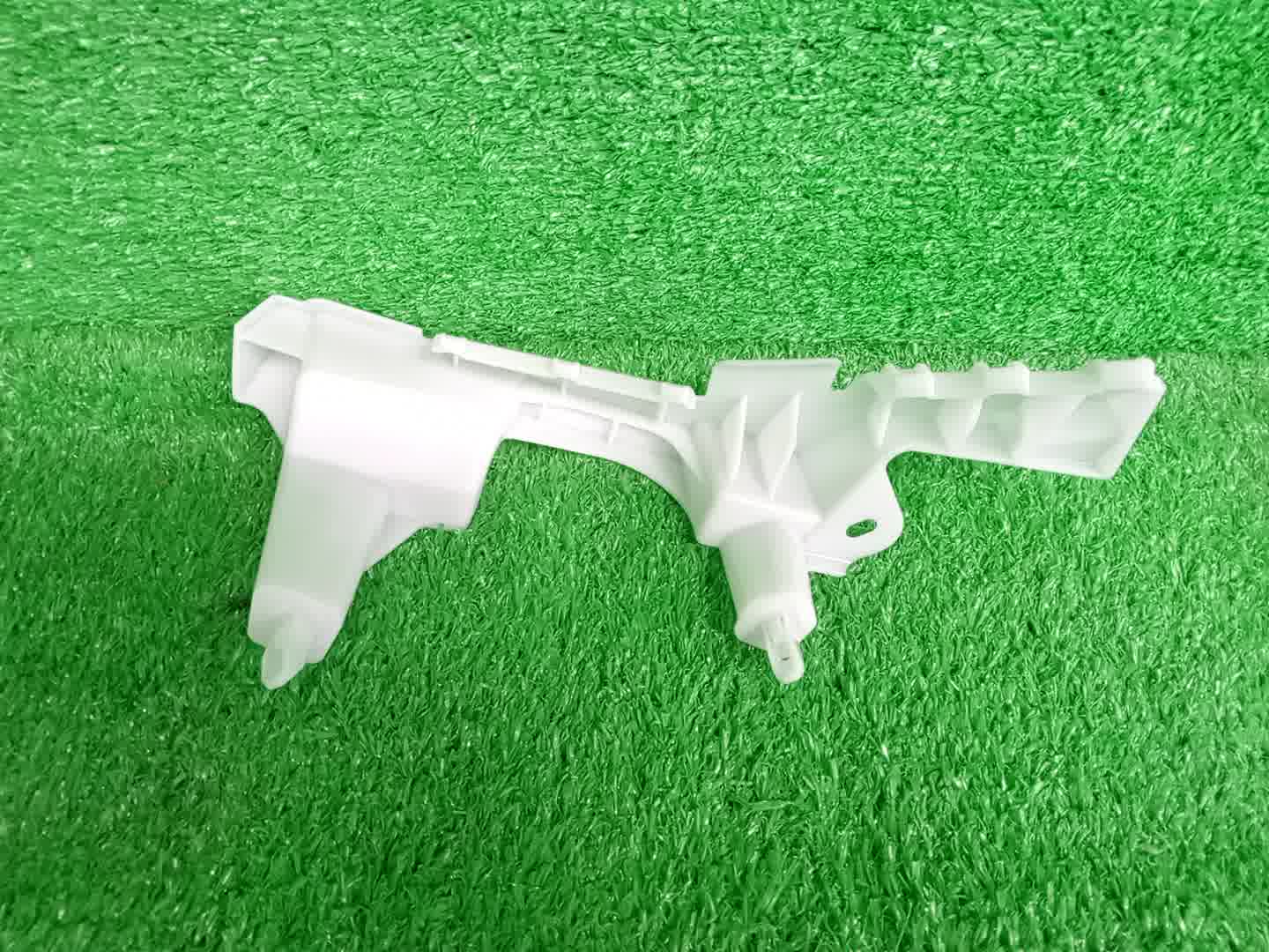 Крепление бампера правое переднее MITSUBISHI ECLIPSE CROSS GK1W 8301D662 2 ракурс