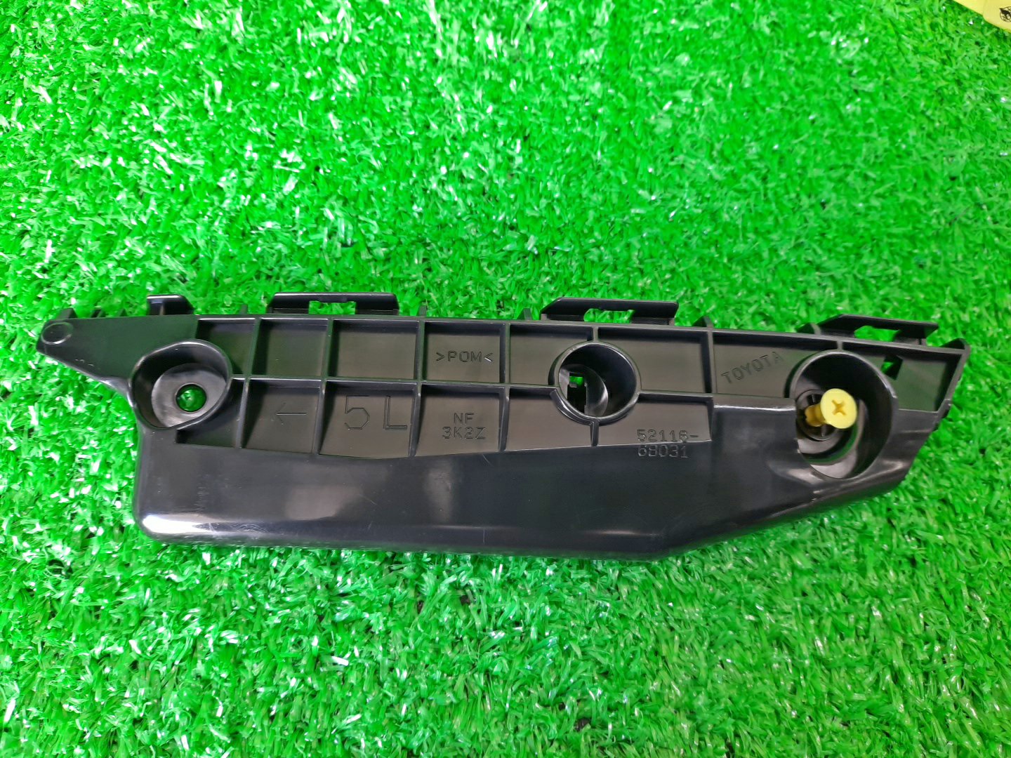 Крепление бампера левое переднее TOYOTA WISH ZGE20W, ZGE20G, ZGE25W, ZGE21G, ZGE22W, ZGE25G 52116-68031 1 ракурс