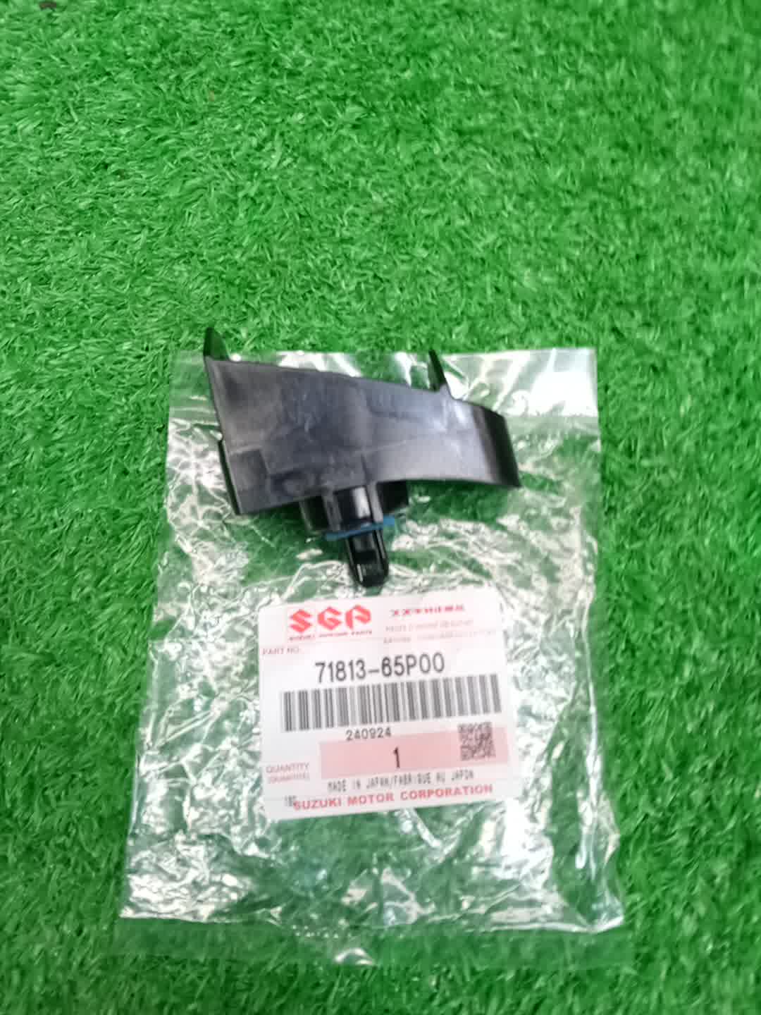 Крепление бампера правое заднее SUZUKI HUSTLER MR31S 71813-65P00 2 ракурс
