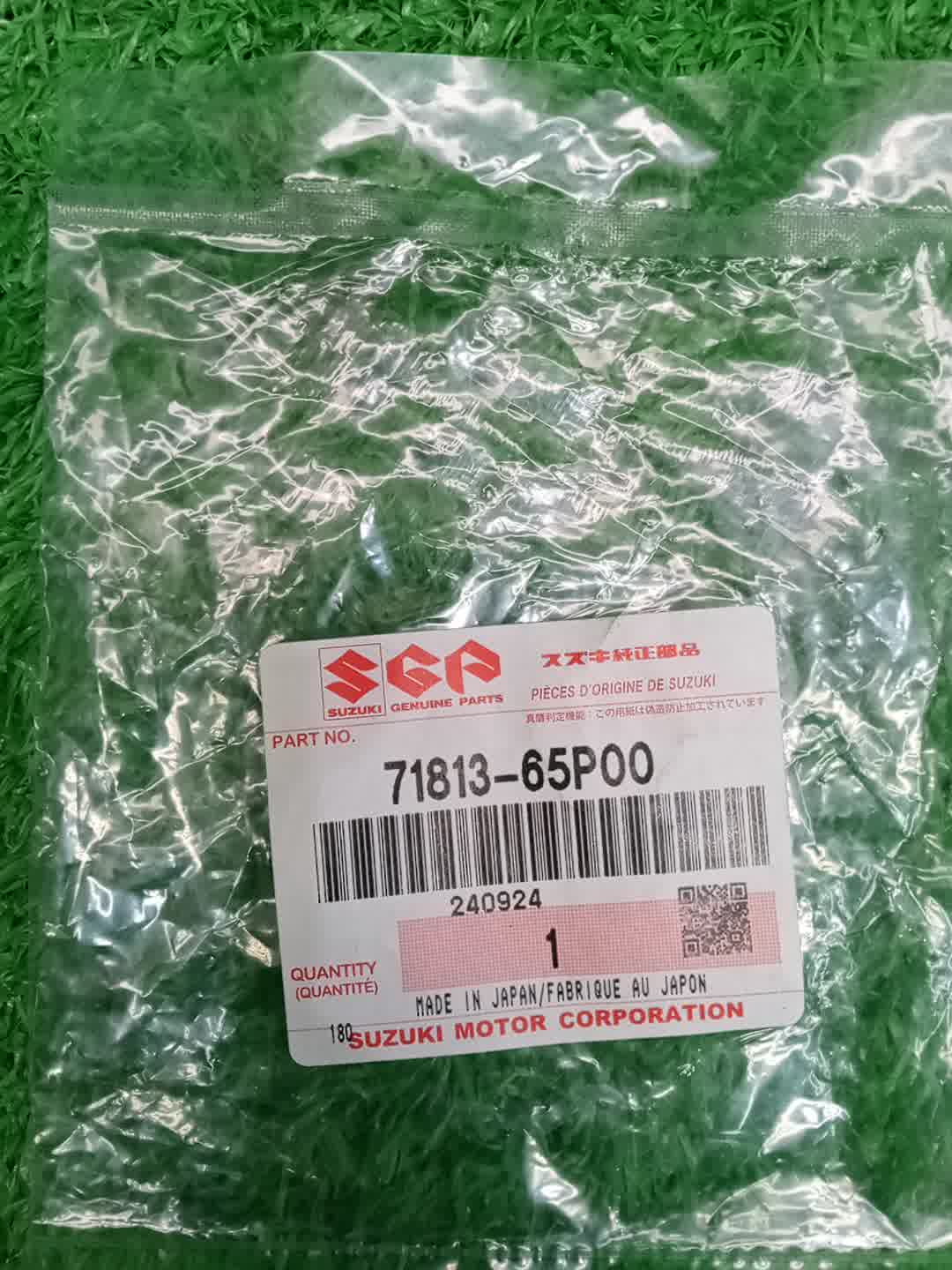 Крепление бампера правое заднее SUZUKI HUSTLER MR31S 71813-65P00 3 ракурс