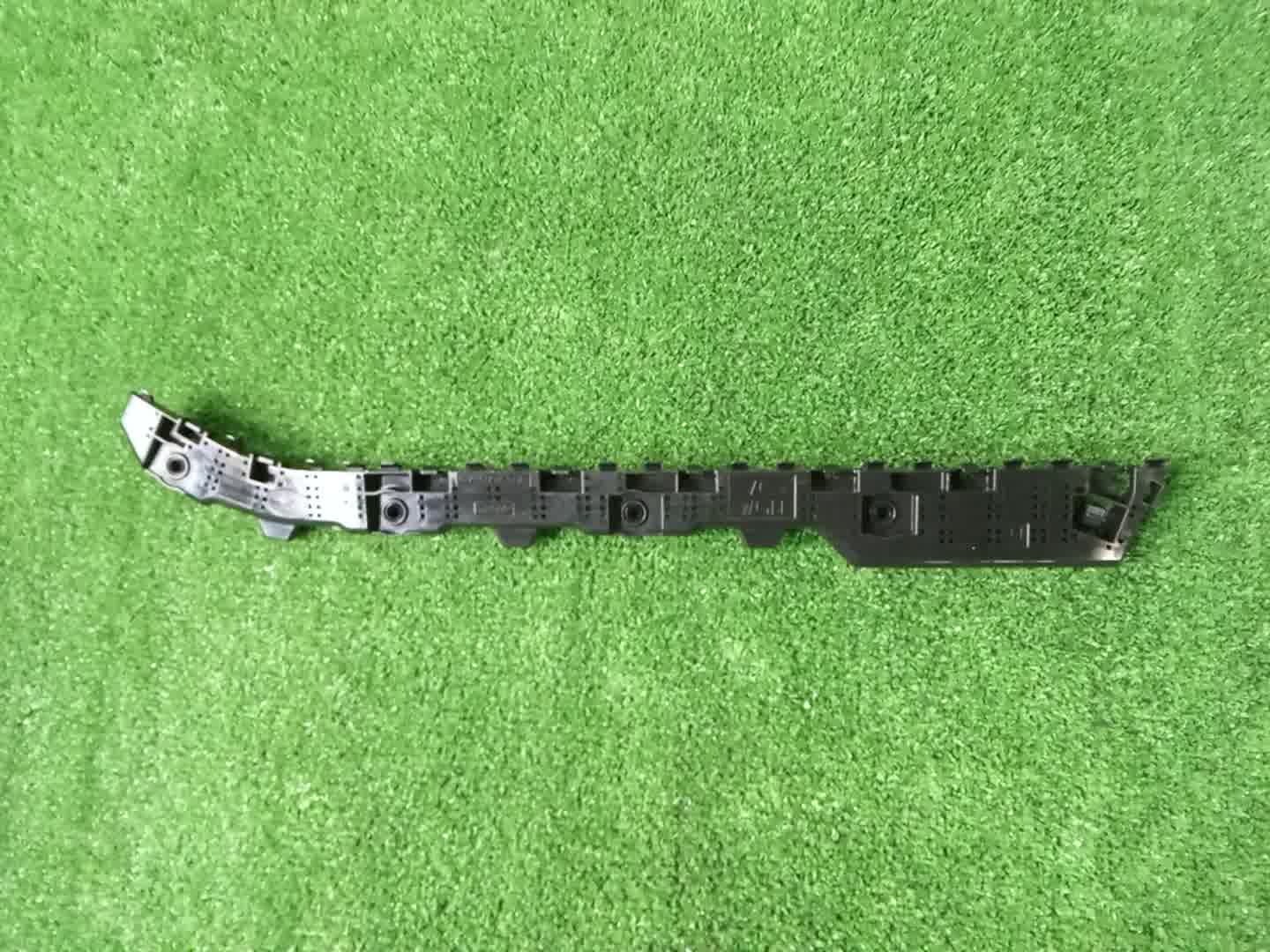 Крепление бампера правое заднее SUBARU LEVORG VN5 57707VC500 2 ракурс