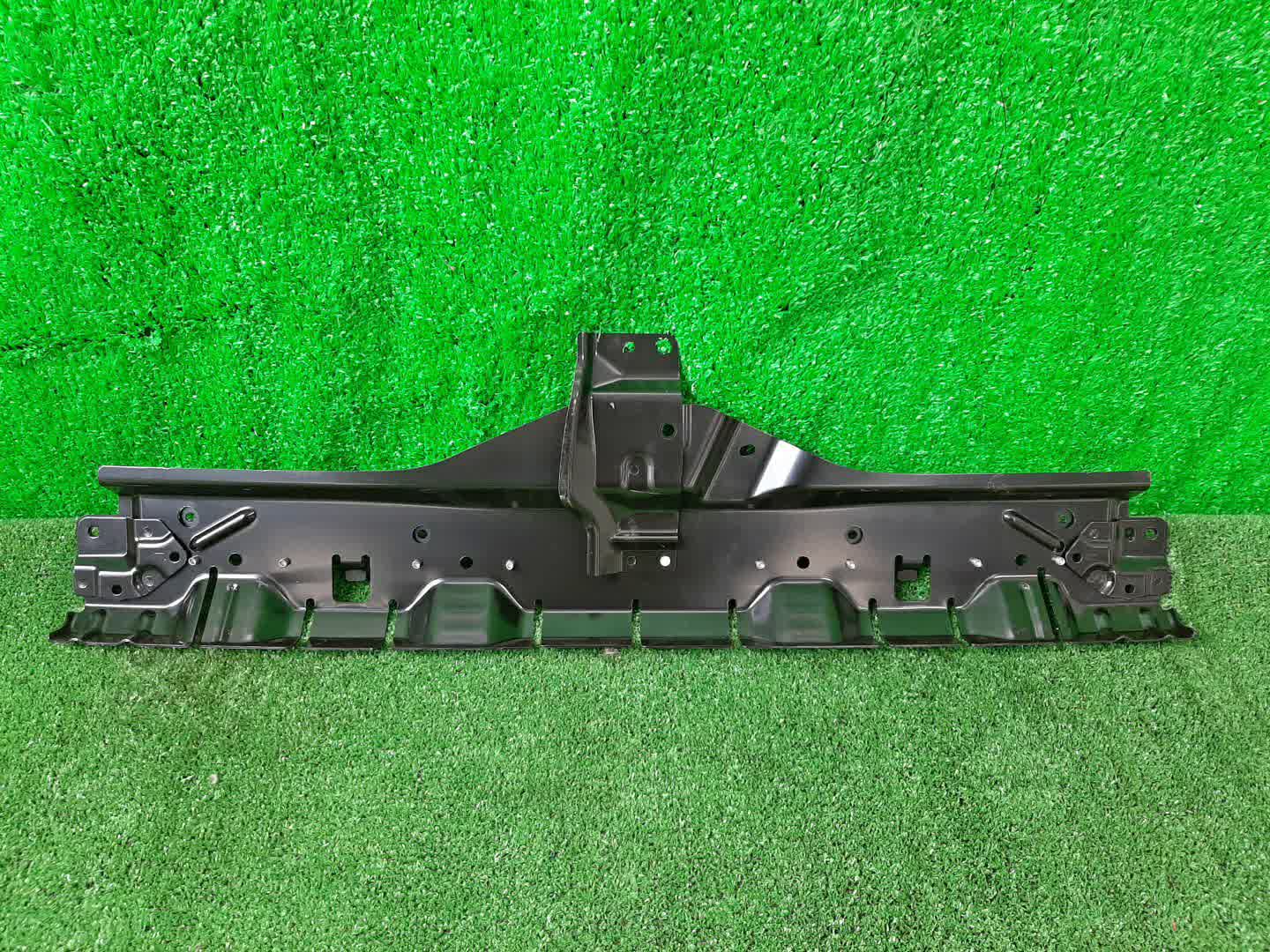Крепление бампера переднее TOYOTA LAND CRUISER PRADO GRJ150 52506-60100 3 ракурс