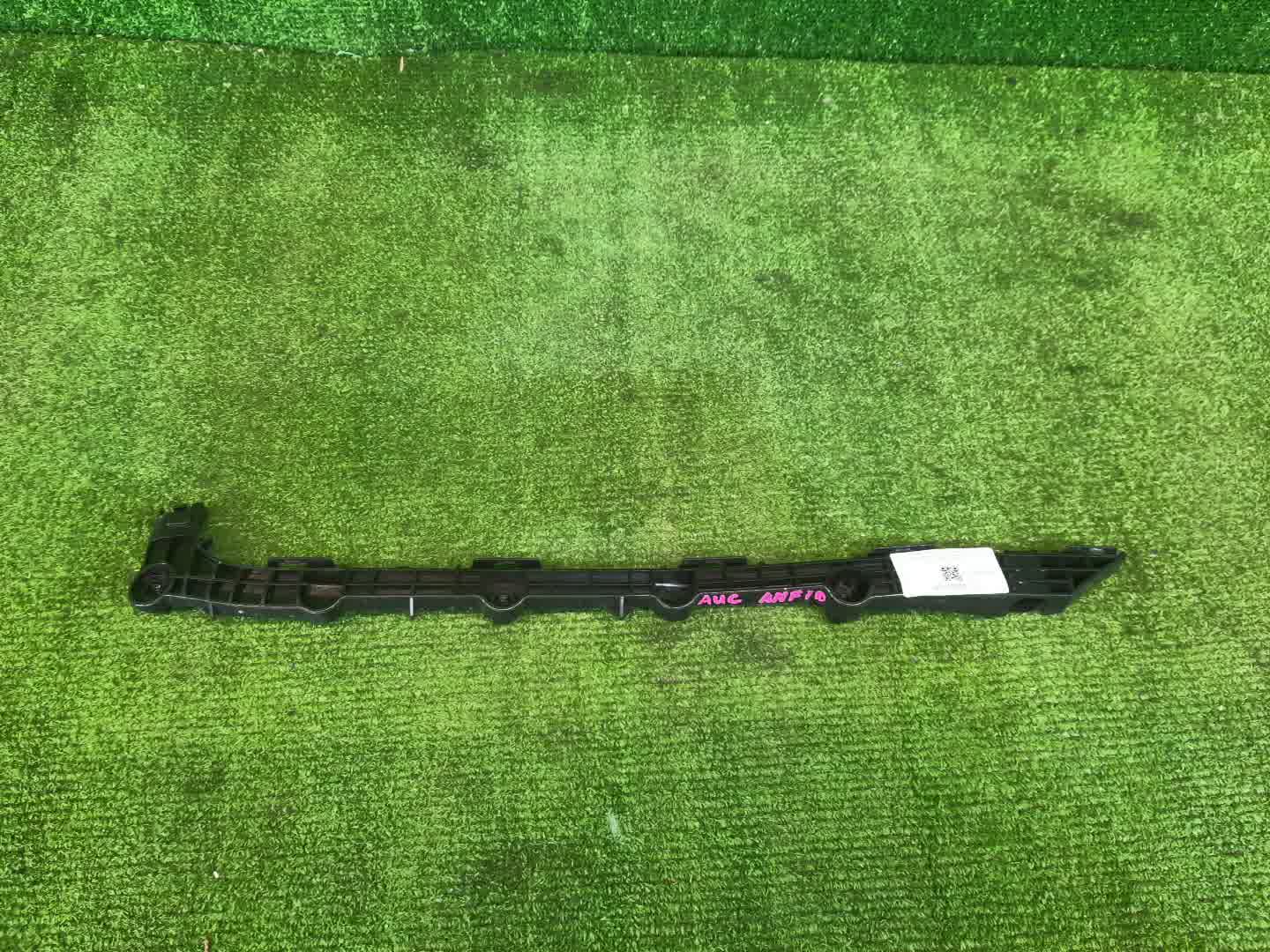 Крепление бампера правое заднее LEXUS HS250H ANF10 52575-75010 1 ракурс