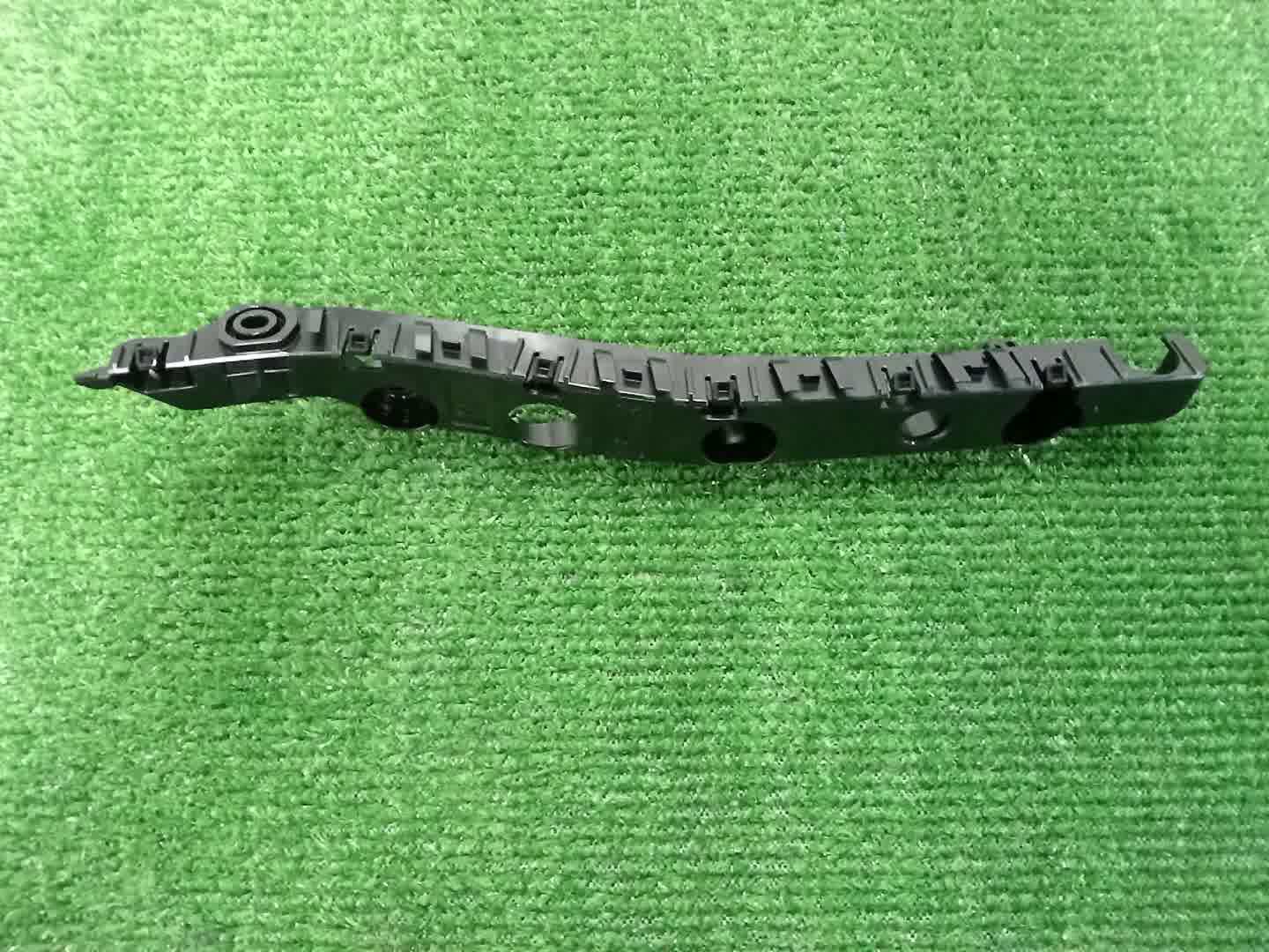 Крепление бампера левое переднее NISSAN ROOX B48A 62223-7NA0B 1 ракурс