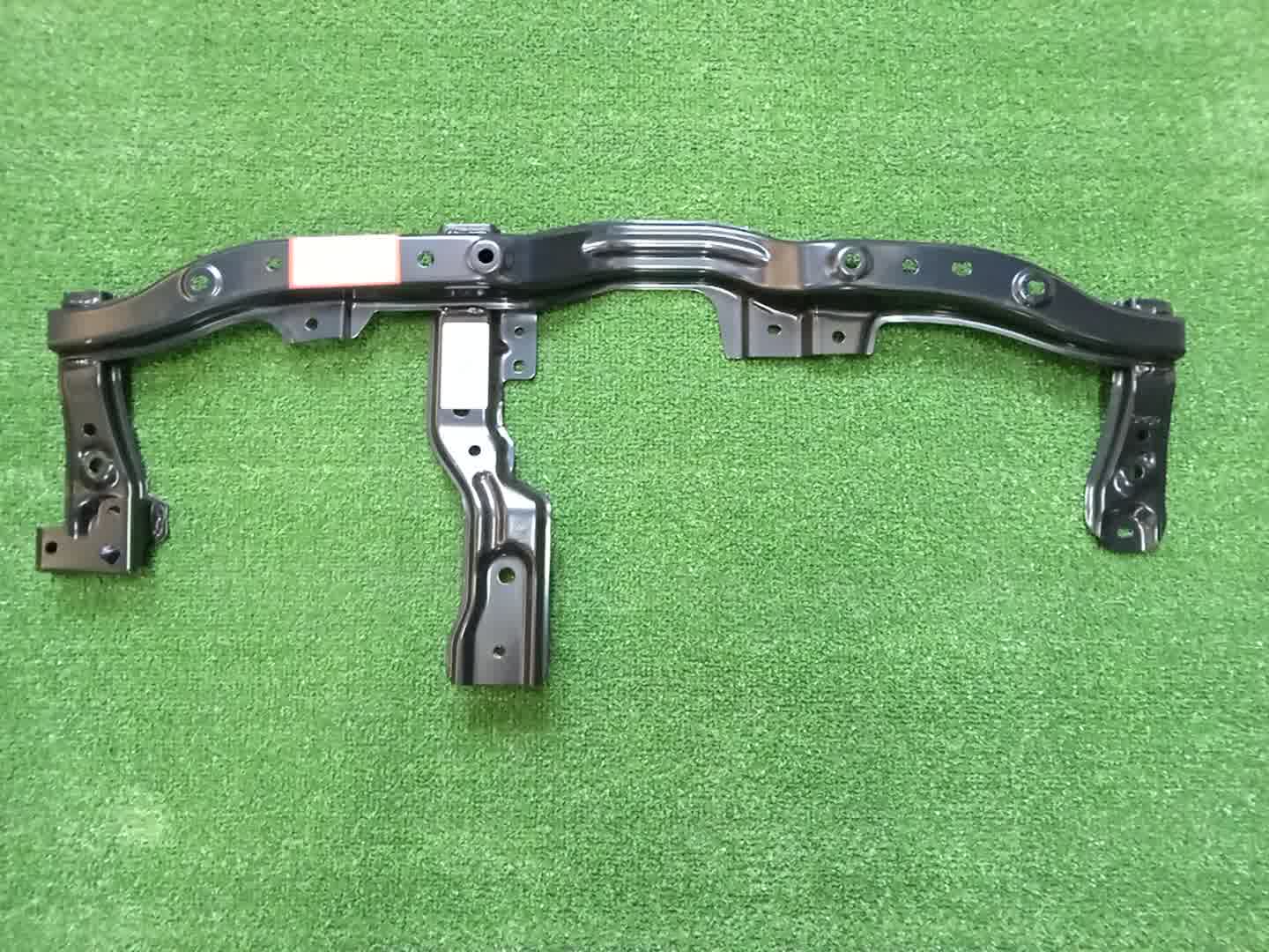 Крепление бампера переднее HONDA VEZEL RV6 71250-3M0-000 1 ракурс