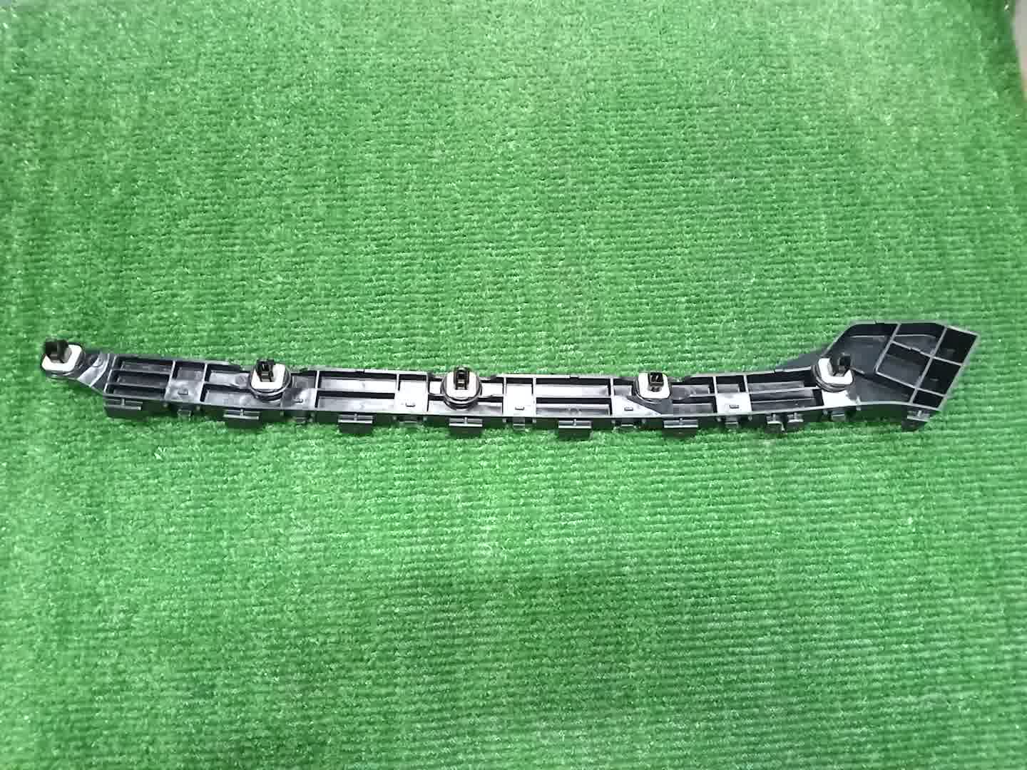 Крепление бампера левое заднее MITSUBISHI OUTLANDER GN0W 6410D535 2 ракурс