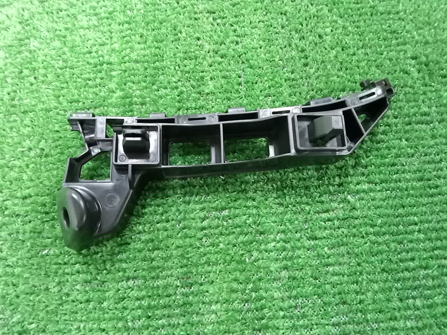 Крепление бампера левое переднее HONDA N-BOX JF3 71198-TTA-003 2 ракурс