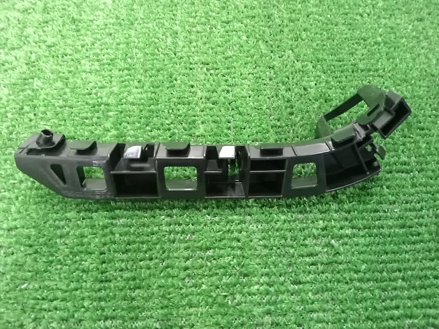 Крепление бампера левое заднее HONDA N-BOX JF3 71598-TTA-013 1 ракурс