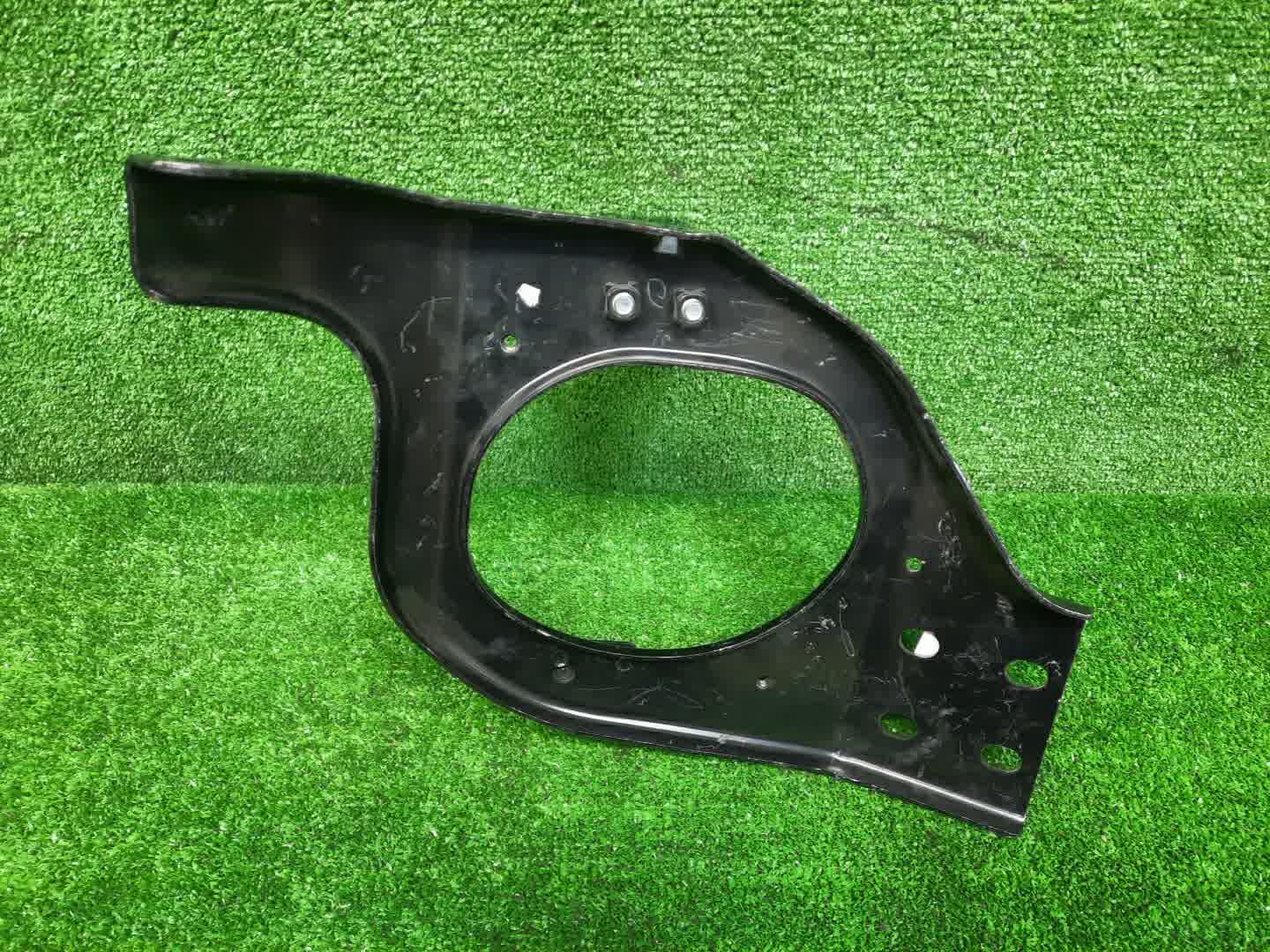 Крепление бампера левое переднее TOYOTA LAND CRUISER HZJ71 52016-60030 2 ракурс