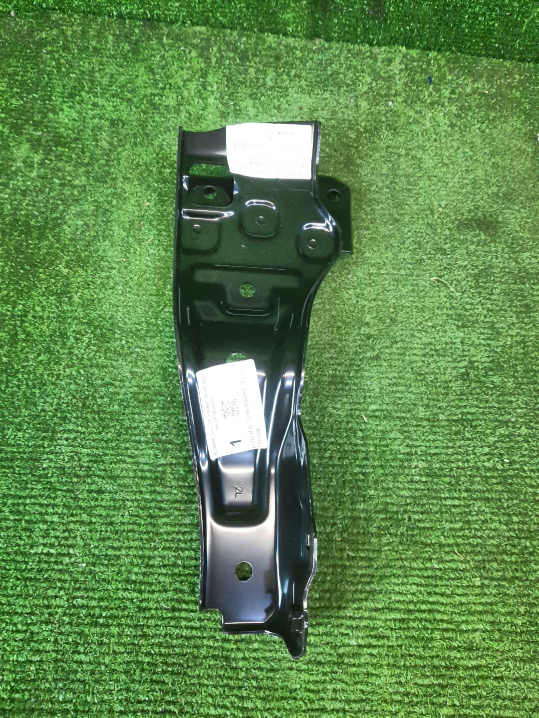 Крепление бампера левое переднее TOYOTA LAND CRUISER PRADO TRJ150 52103-60281 2 ракурс