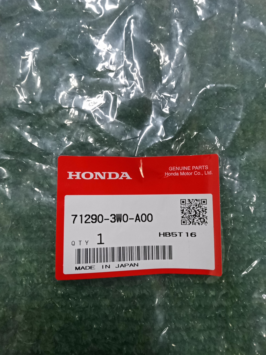 Крепление бампера правое переднее HONDA ZR-V RZ3 71290-3W0-A00 3 ракурс