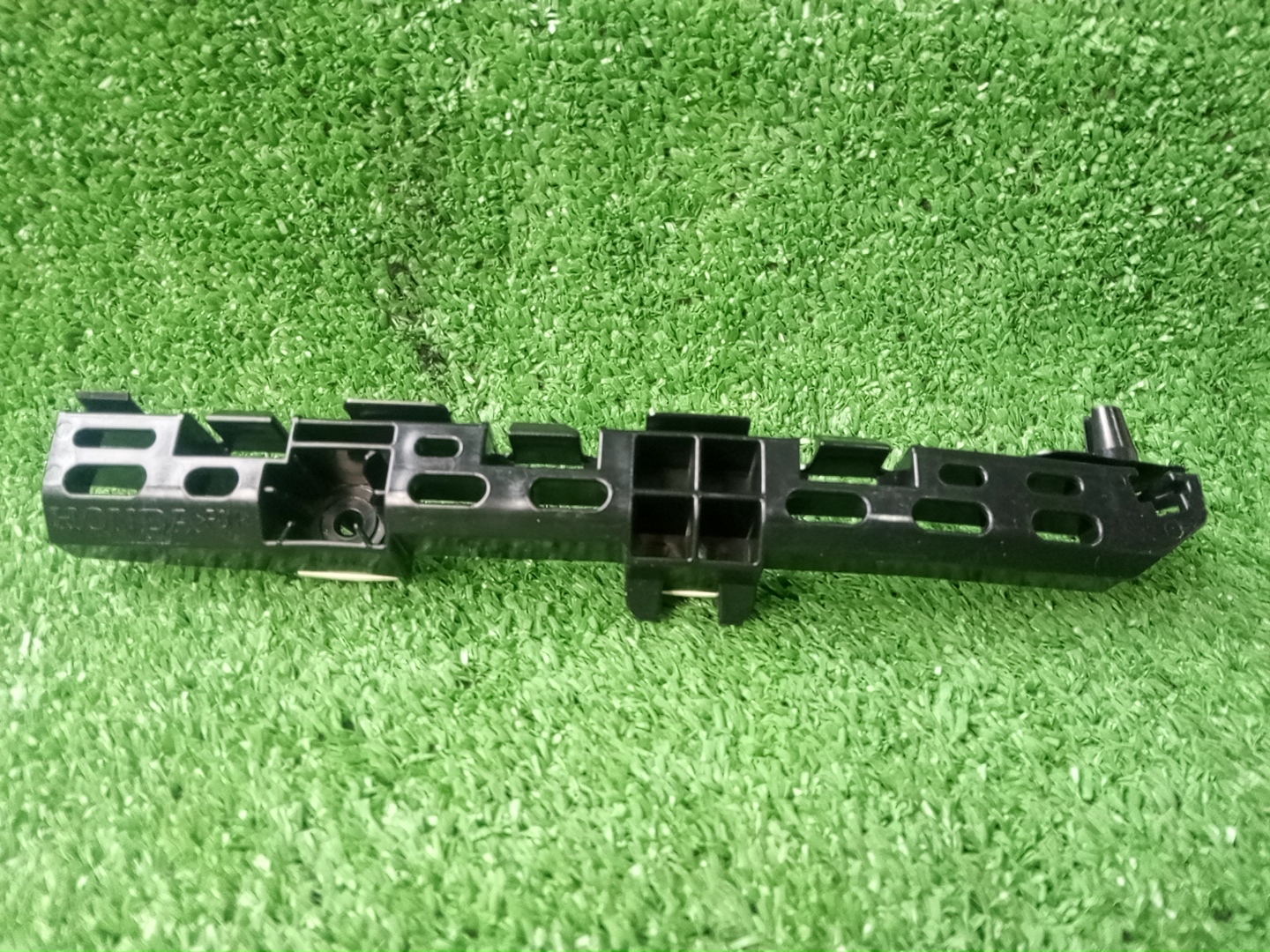 Крепление бампера правое заднее HONDA N-WGN JH3 71593-T6G-003 1 ракурс