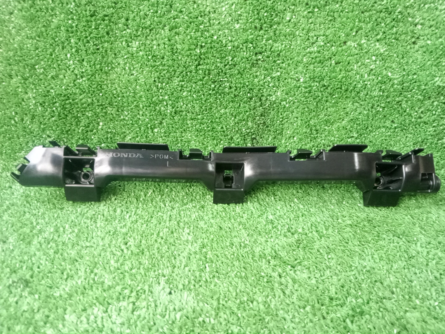 Крепление бампера левое переднее HONDA STEPWGN RP6 71280-3T0-003 1 ракурс