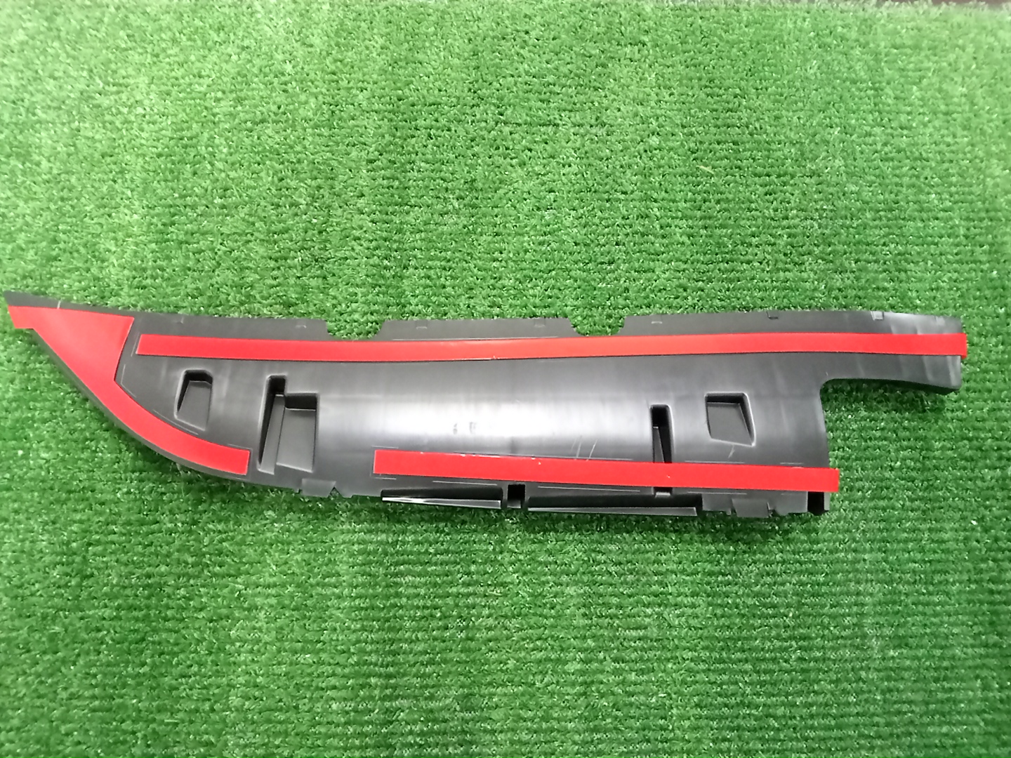 Крепление бампера правое переднее TOYOTA CROWN AZSH36W 52521-30110 1 ракурс