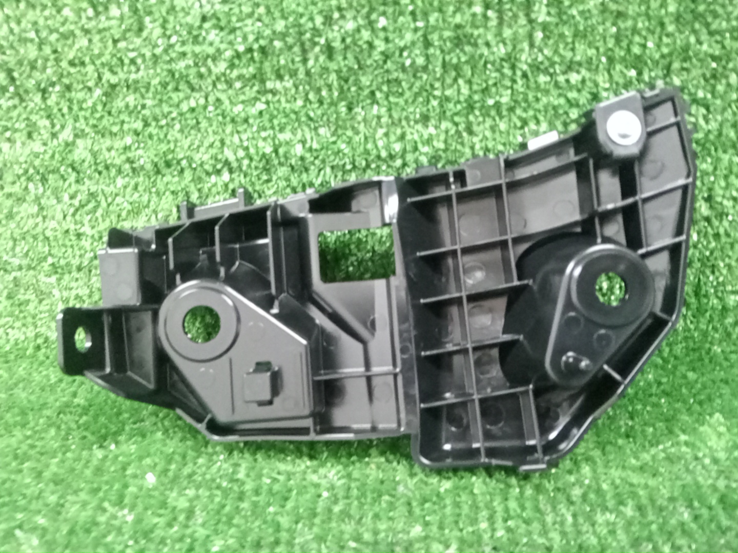 Крепление бампера левое переднее MAZDA CX-30 DMEP DFR5-50-0U0D 2 ракурс