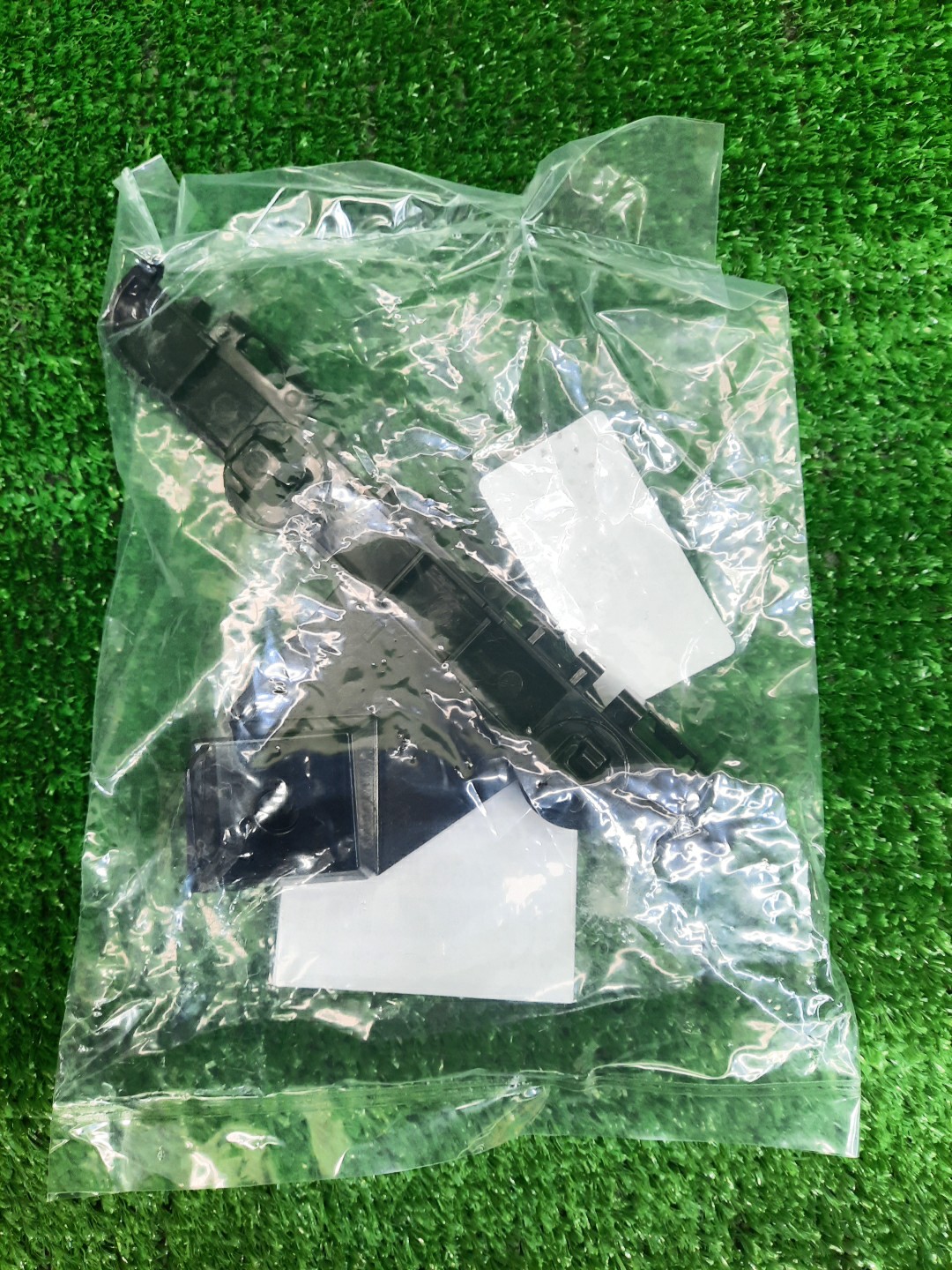 Крепление бампера левое переднее MITSUBISHI MIRAGE A05A 6400J645 2 ракурс