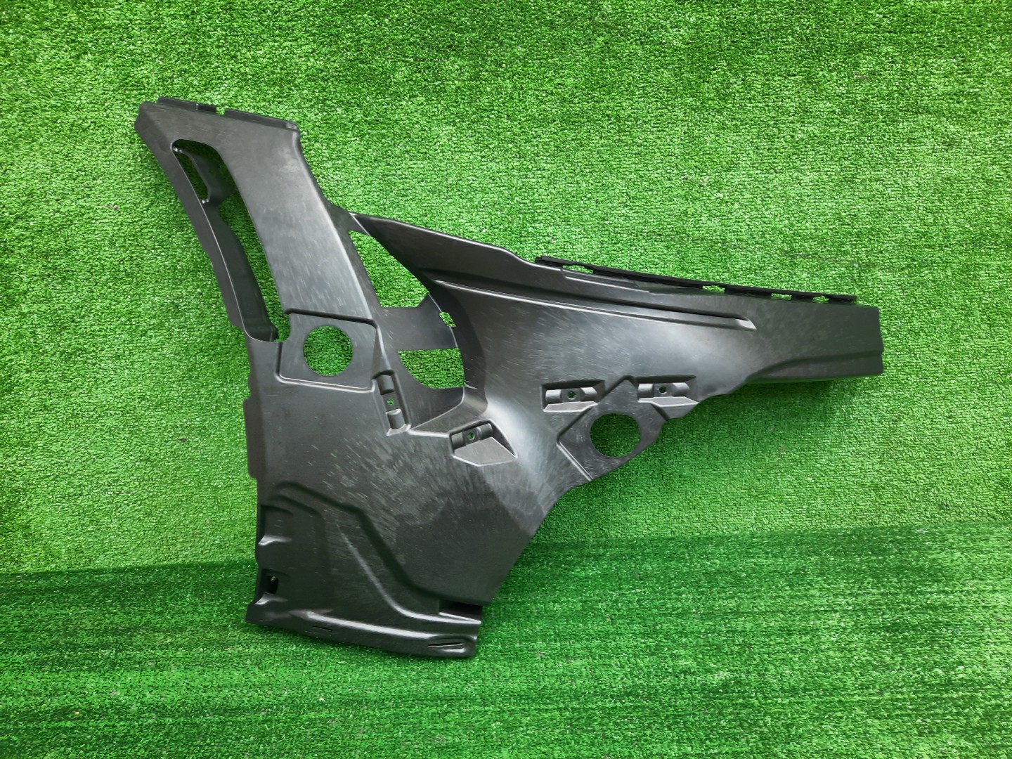 Крепление бампера правое переднее TOYOTA SUPRA A90 52125-WAA01 1 ракурс