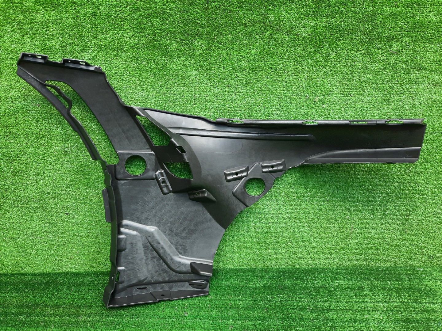 Крепление бампера левое переднее TOYOTA SUPRA A90 52126-WAA01 2 ракурс