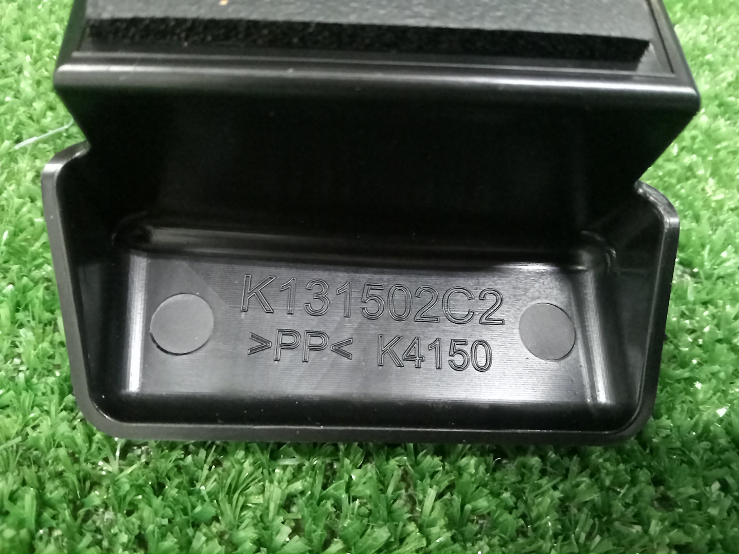 Крепление бампера левое заднее MAZDA CX-8 KG2P, KG5P K131-50-2C2 3 ракурс