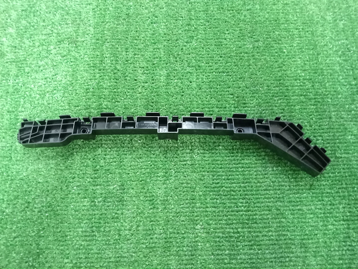 Крепление бампера левое заднее HONDA CIVIC FK7 71598-TGG-A01 1 ракурс