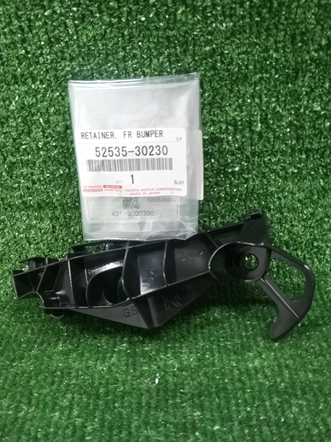 Крепление бампера правое переднее LEXUS GS300H AWL10 52535-30230 1 ракурс