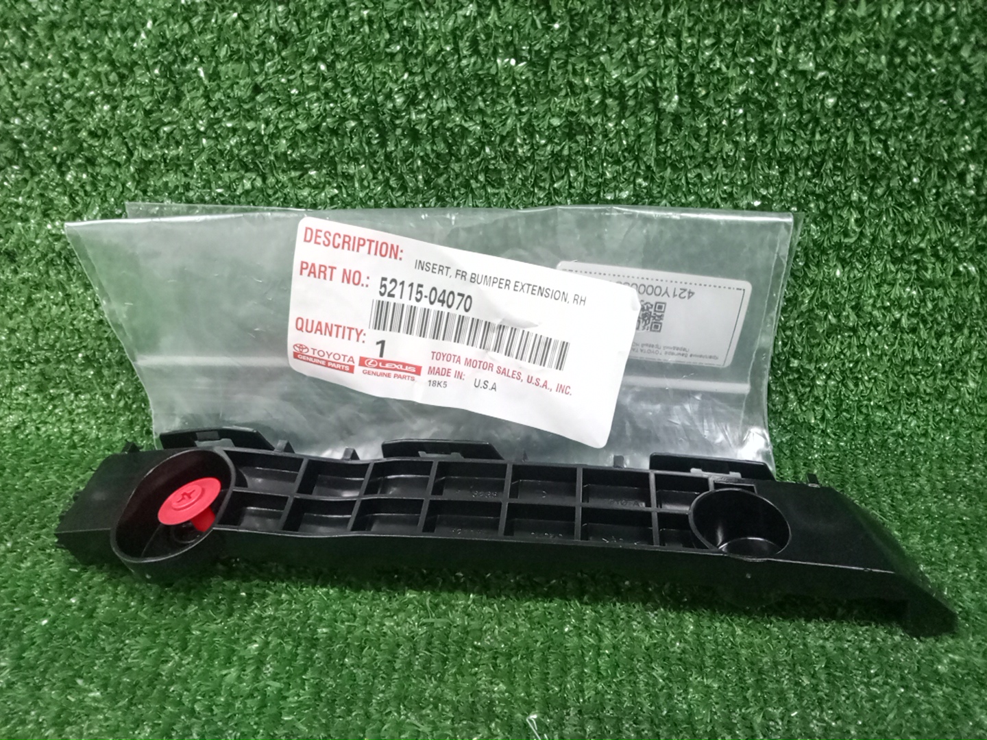 Крепление бампера правое переднее TOYOTA TACOMA GRN305L 52115-04070 1 ракурс