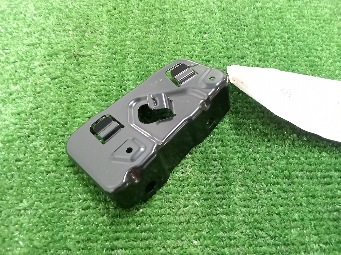 Крепление бампера левое заднее HONDA CIVIC FL1 71690-T43-J00 1 ракурс