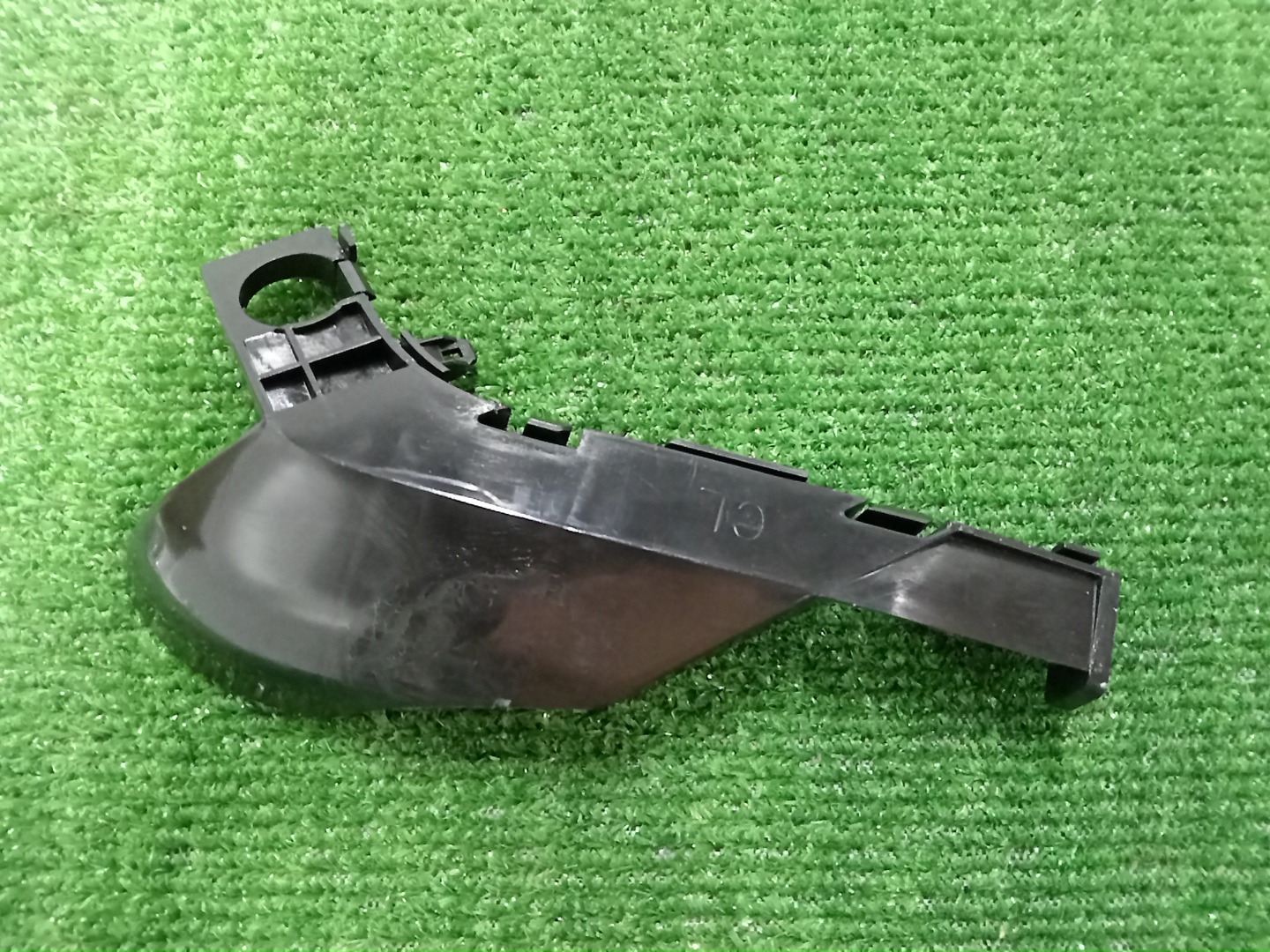 Крепление бампера левое переднее TOYOTA NOAH, VOXY AZR60G, AZR65G 52116-28100 1 ракурс