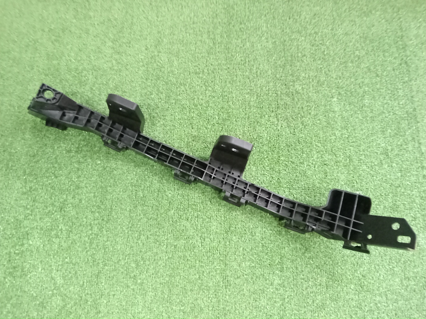 Крепление бампера левое переднее HONDA CIVIC FL1 71290-T20-A00 2 ракурс