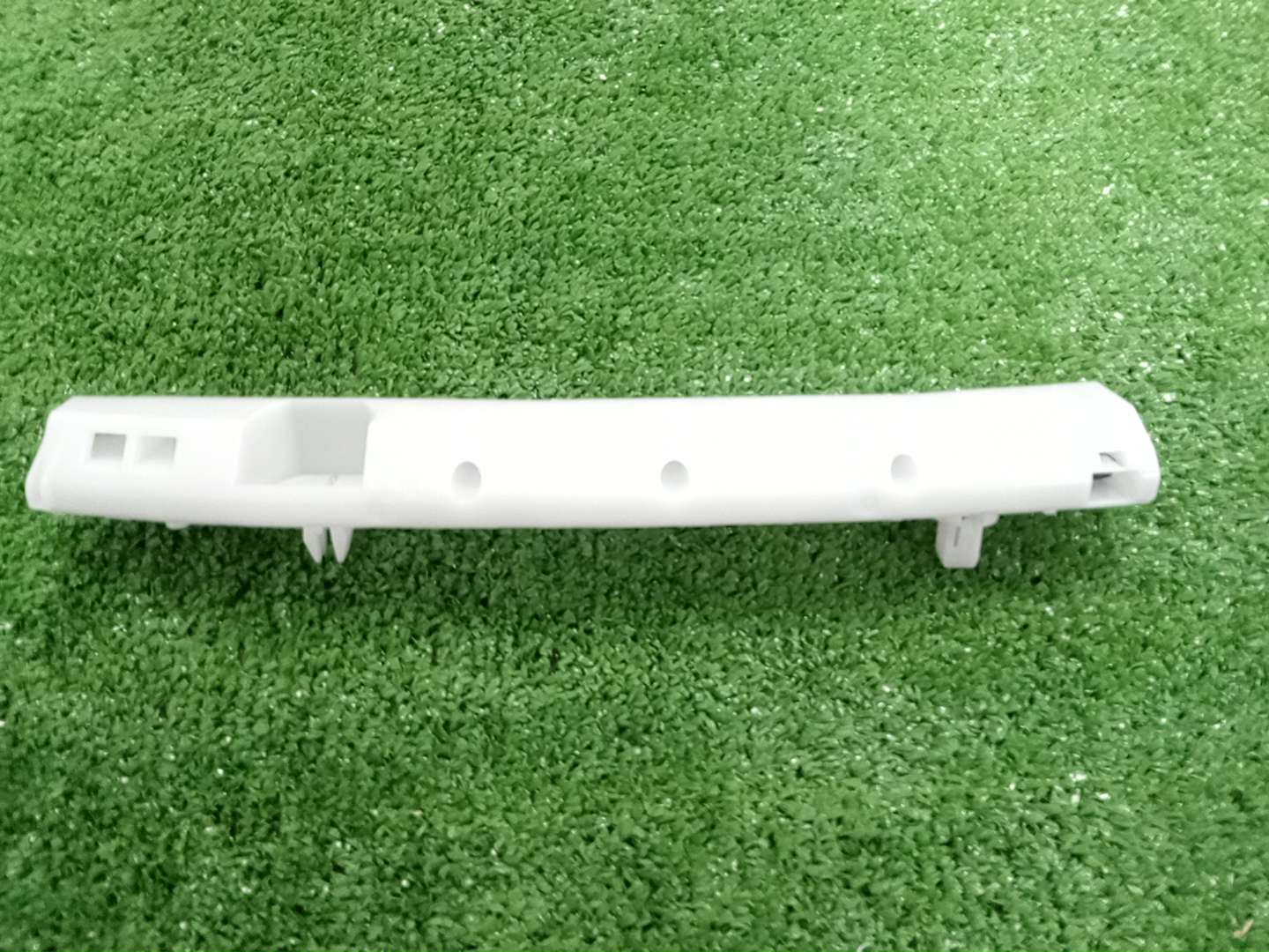 Крепление бампера правое переднее NISSAN AD VY12 62222-CV000 3 ракурс
